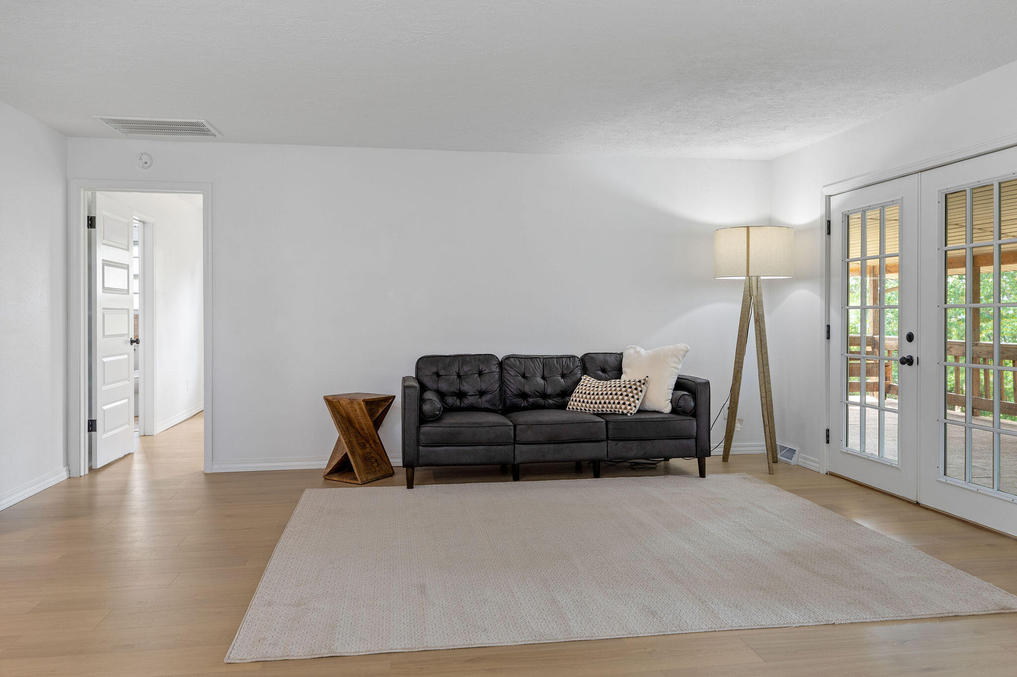 5 Woodland Avenue Property Photo 6