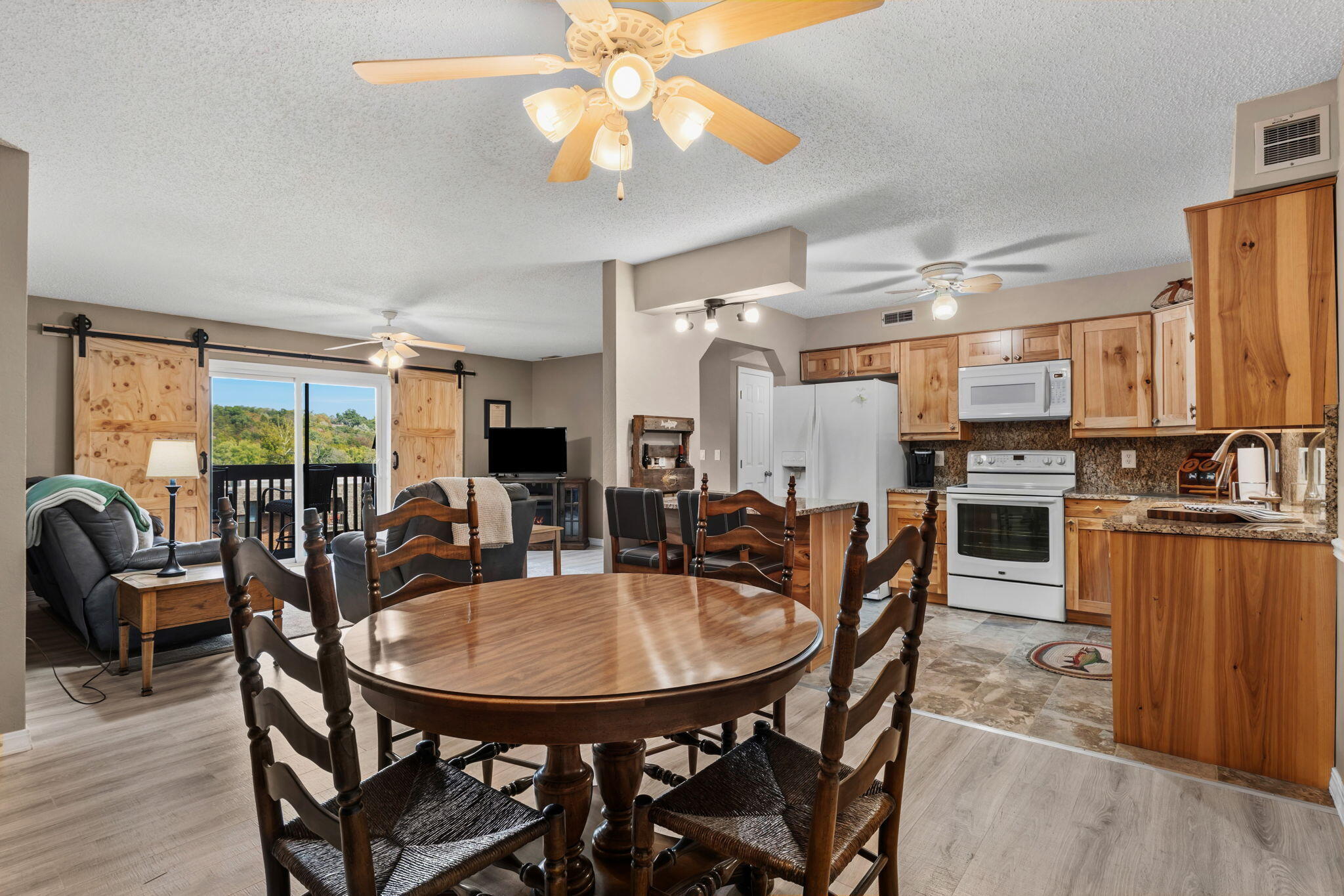 140 Wilshire Drive Unit 45 Property Photo 18