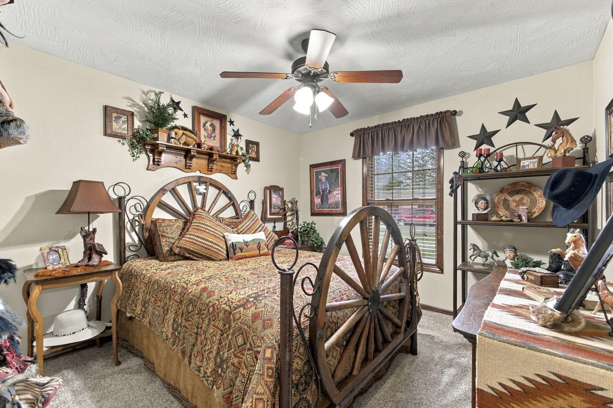 4462 South Frisco Trails Road Property Photo 24