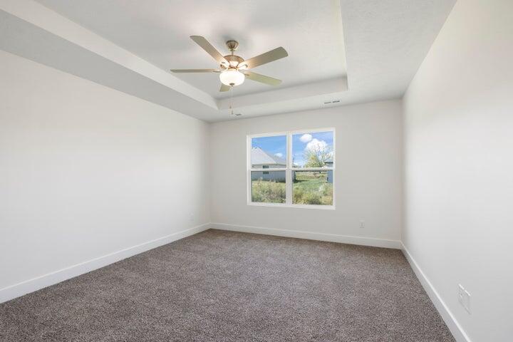 1325 West Kay Street Property Photo 12