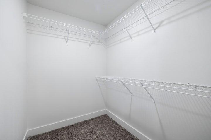 1325 West Kay Street Property Photo 15
