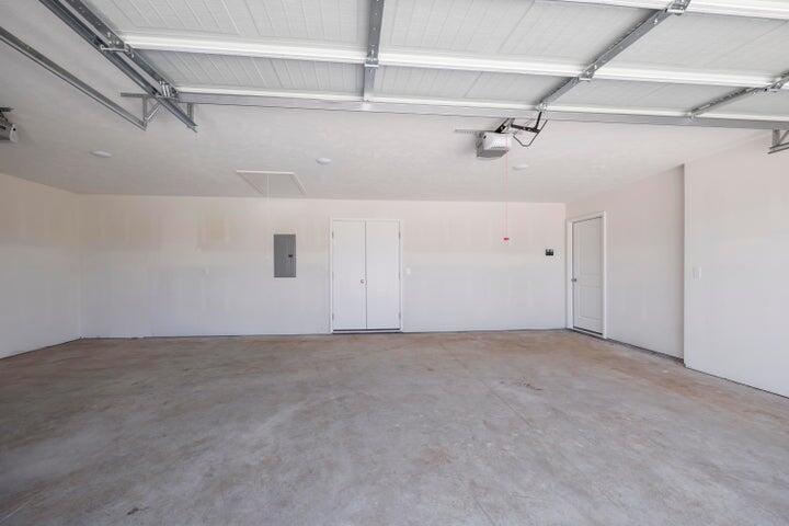1325 West Kay Street Property Photo 18