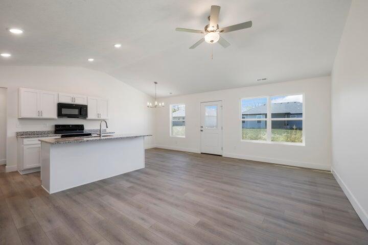 1325 West Kay Street Property Photo 26