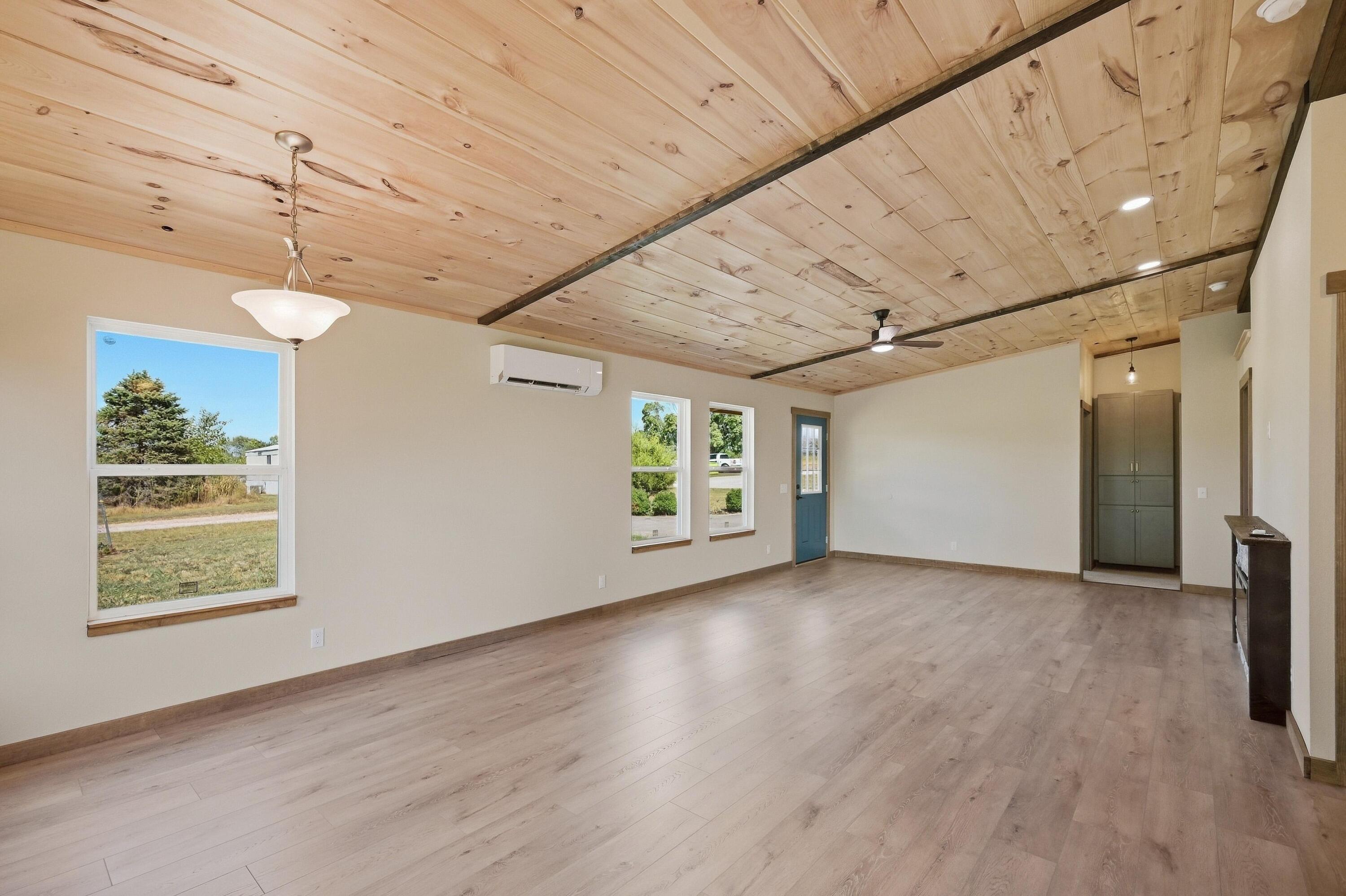 11905 Opal Lane Property Photo 14