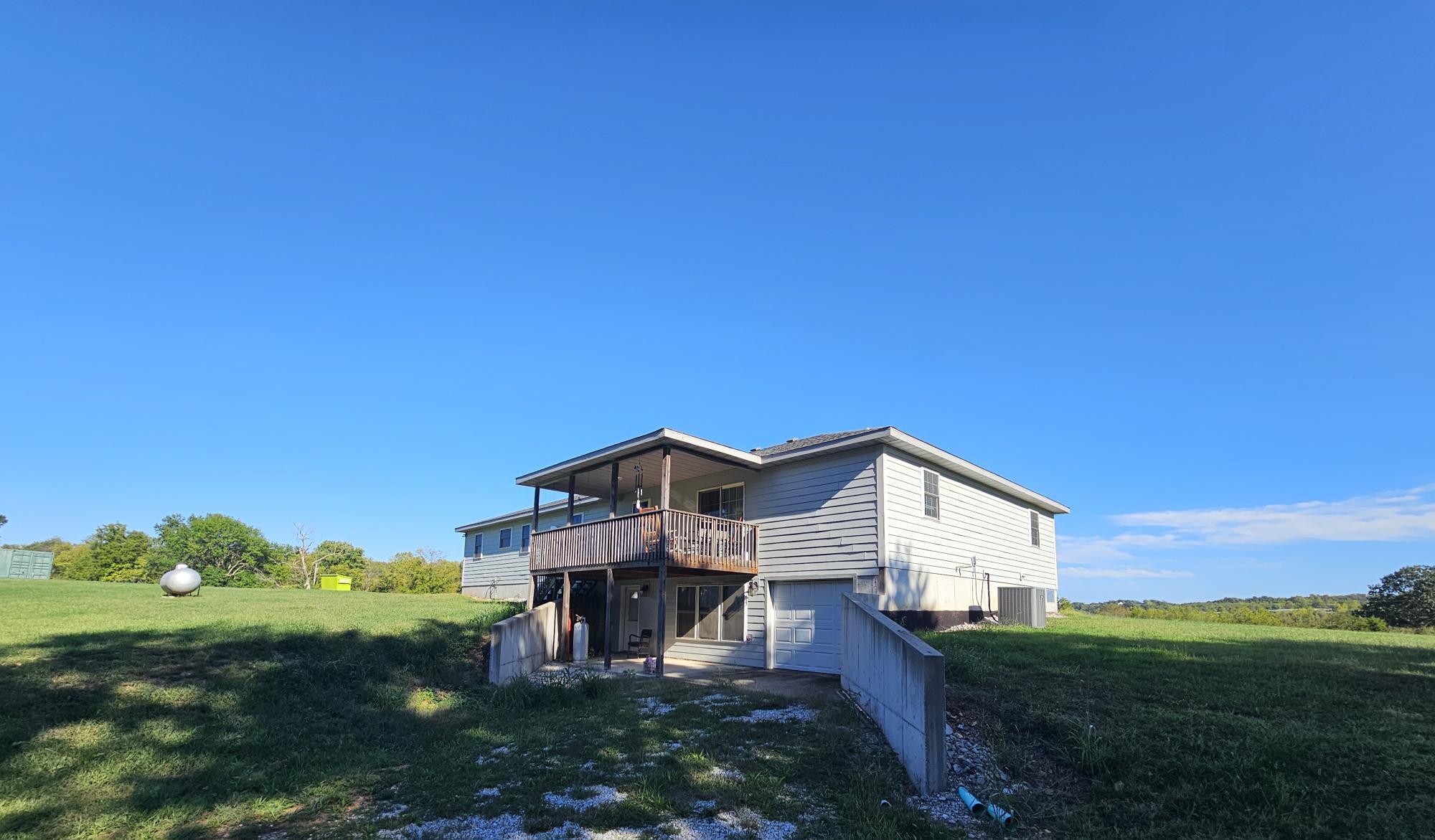 205 Franklin Road Property Photo 2