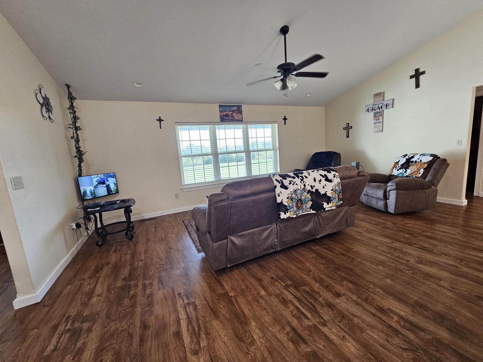 205 Franklin Road Property Photo 12