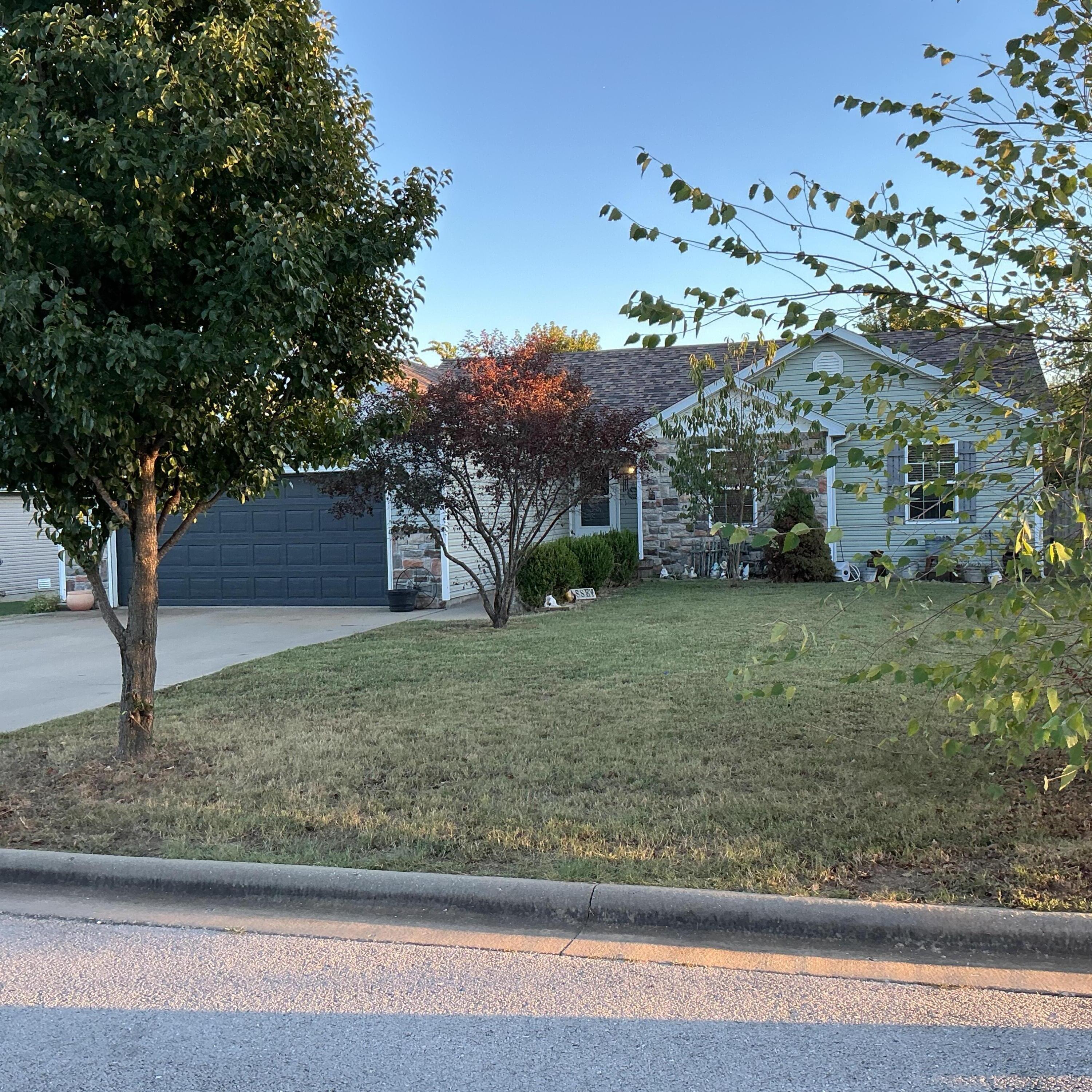 780 East Laird Street Property Photo 2