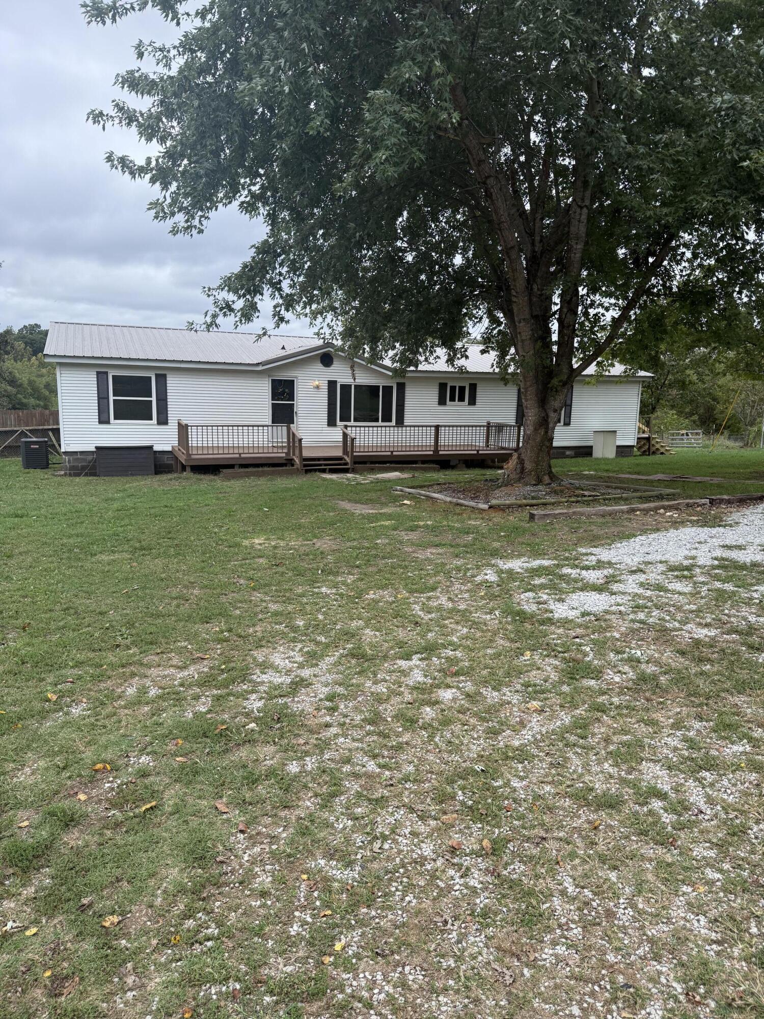 2286 Patterson Creek Road Property Photo 2