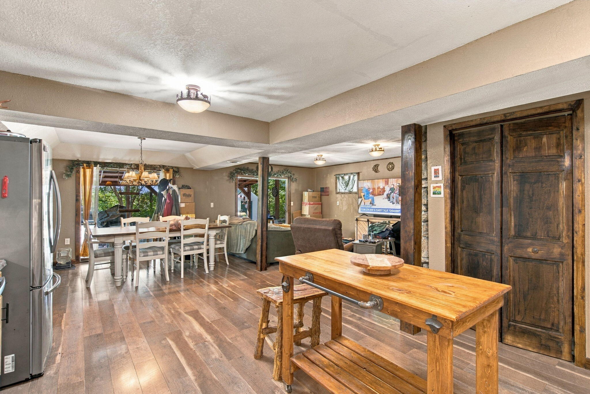 1166 Mills Road Property Photo 8