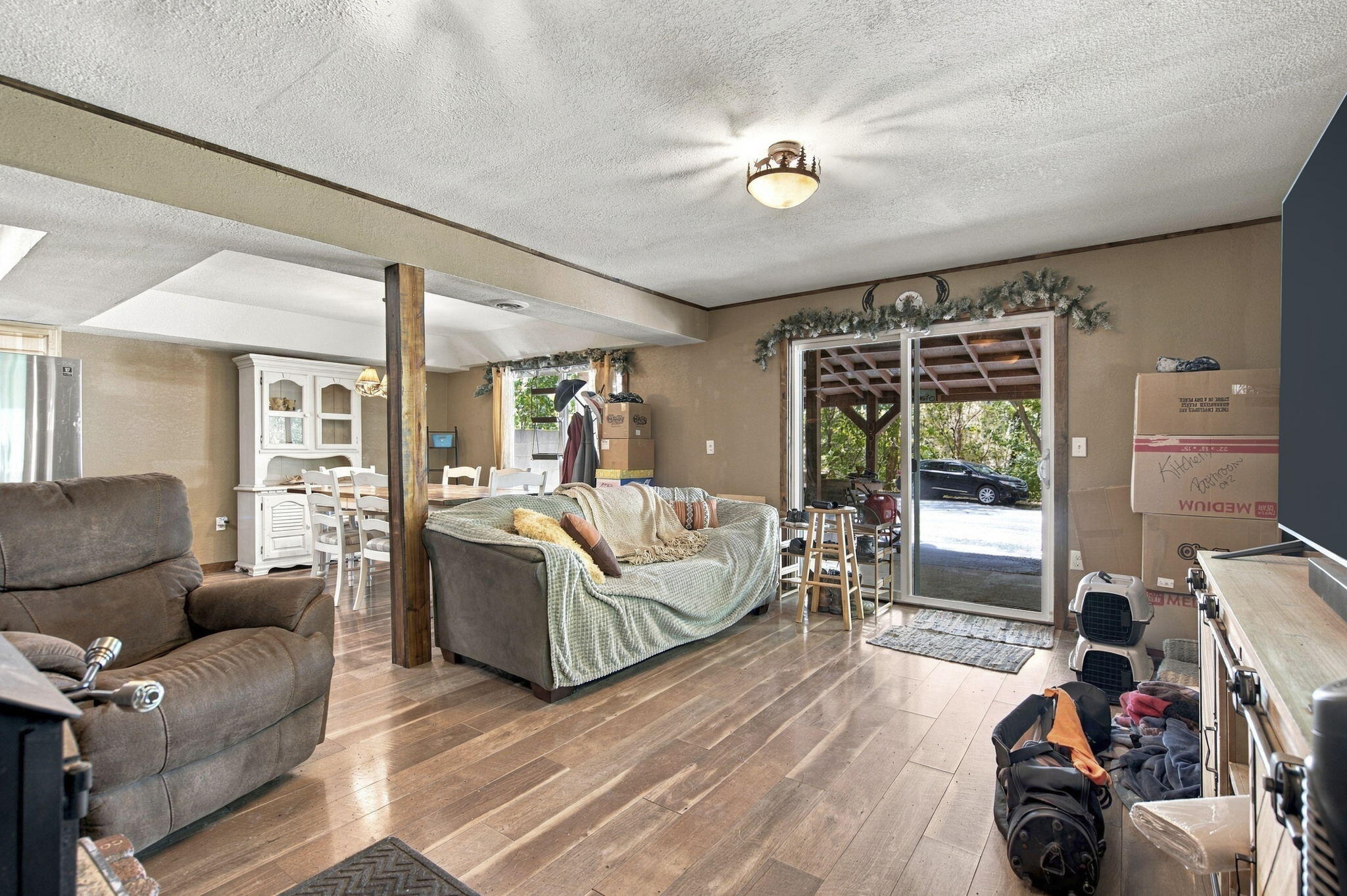 1166 Mills Road Property Photo 11