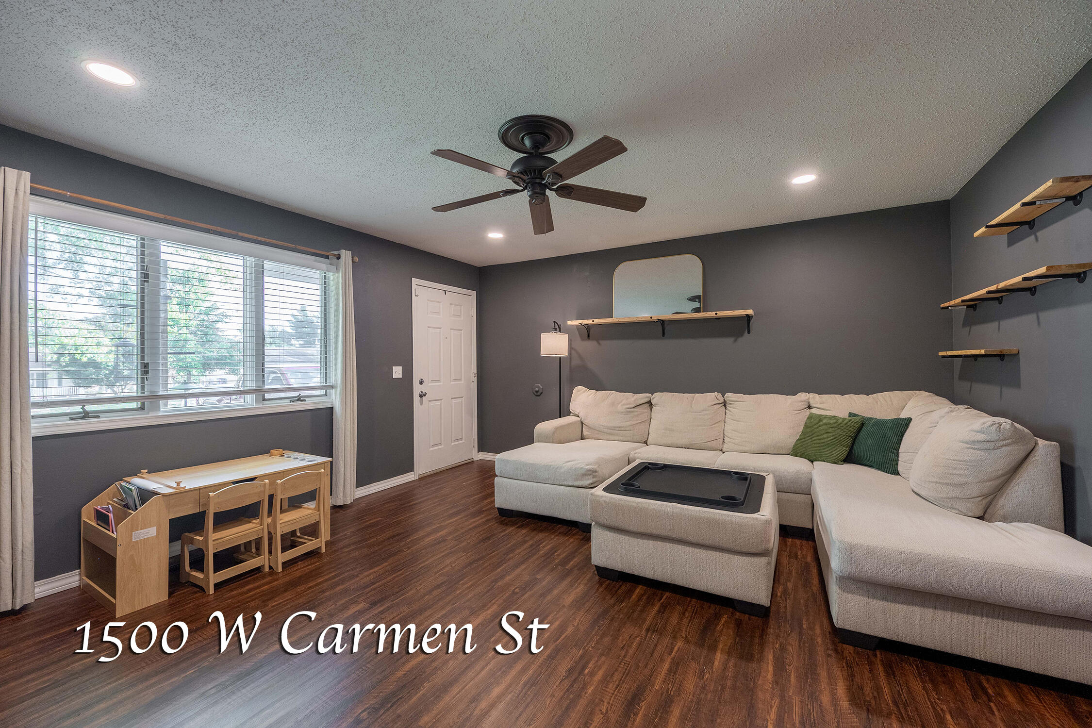 1500 West Carmen Street Property Photo 6