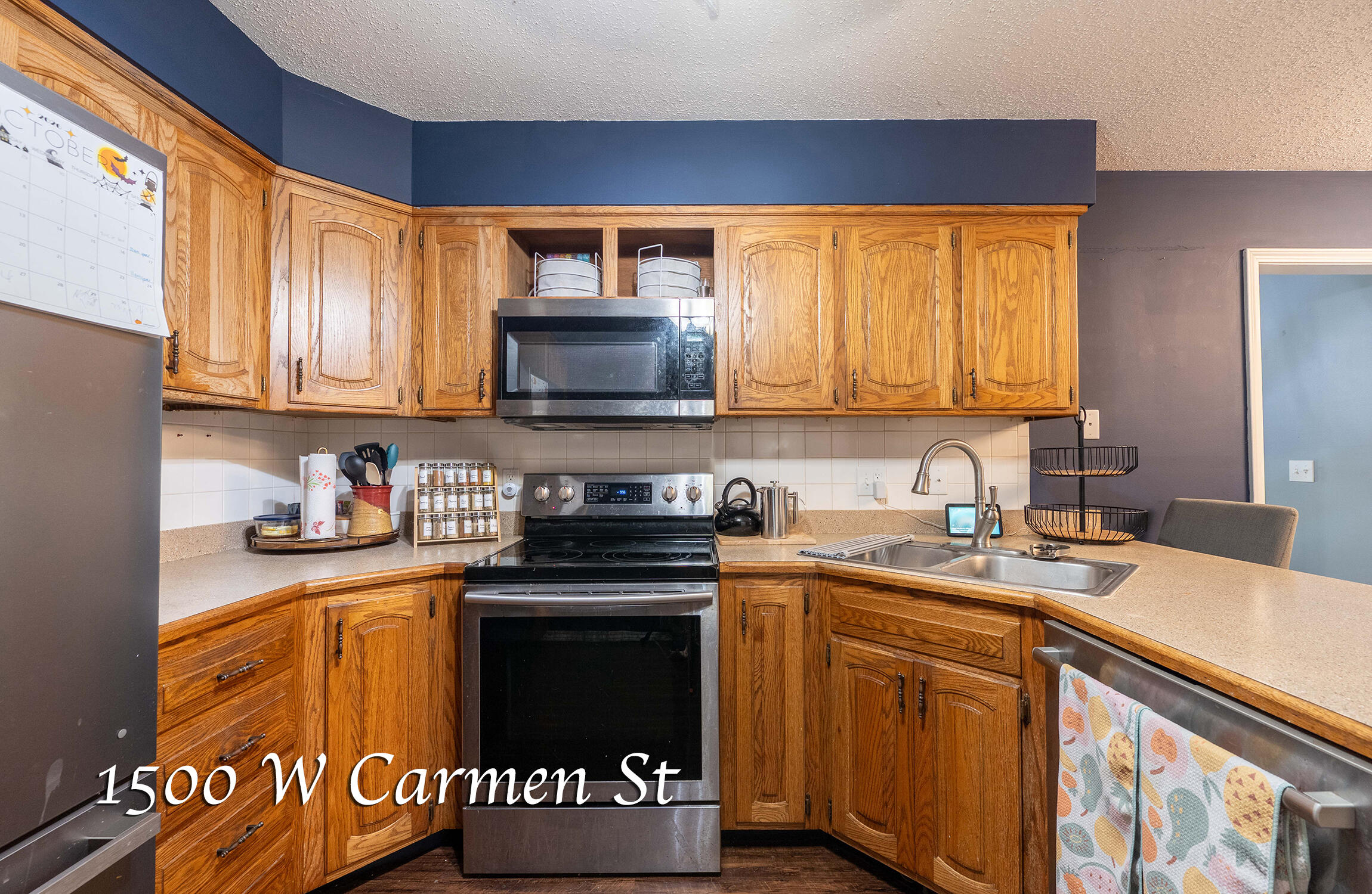 1500 West Carmen Street Property Photo 12