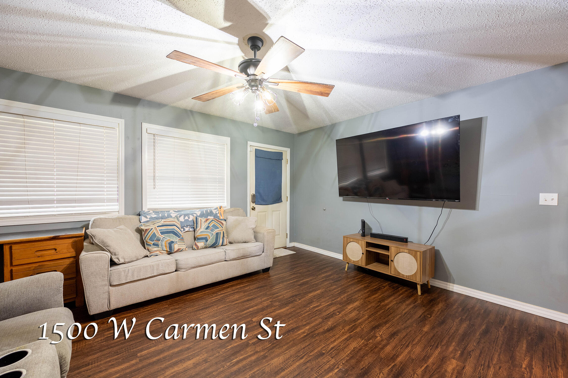 1500 West Carmen Street Property Photo 16