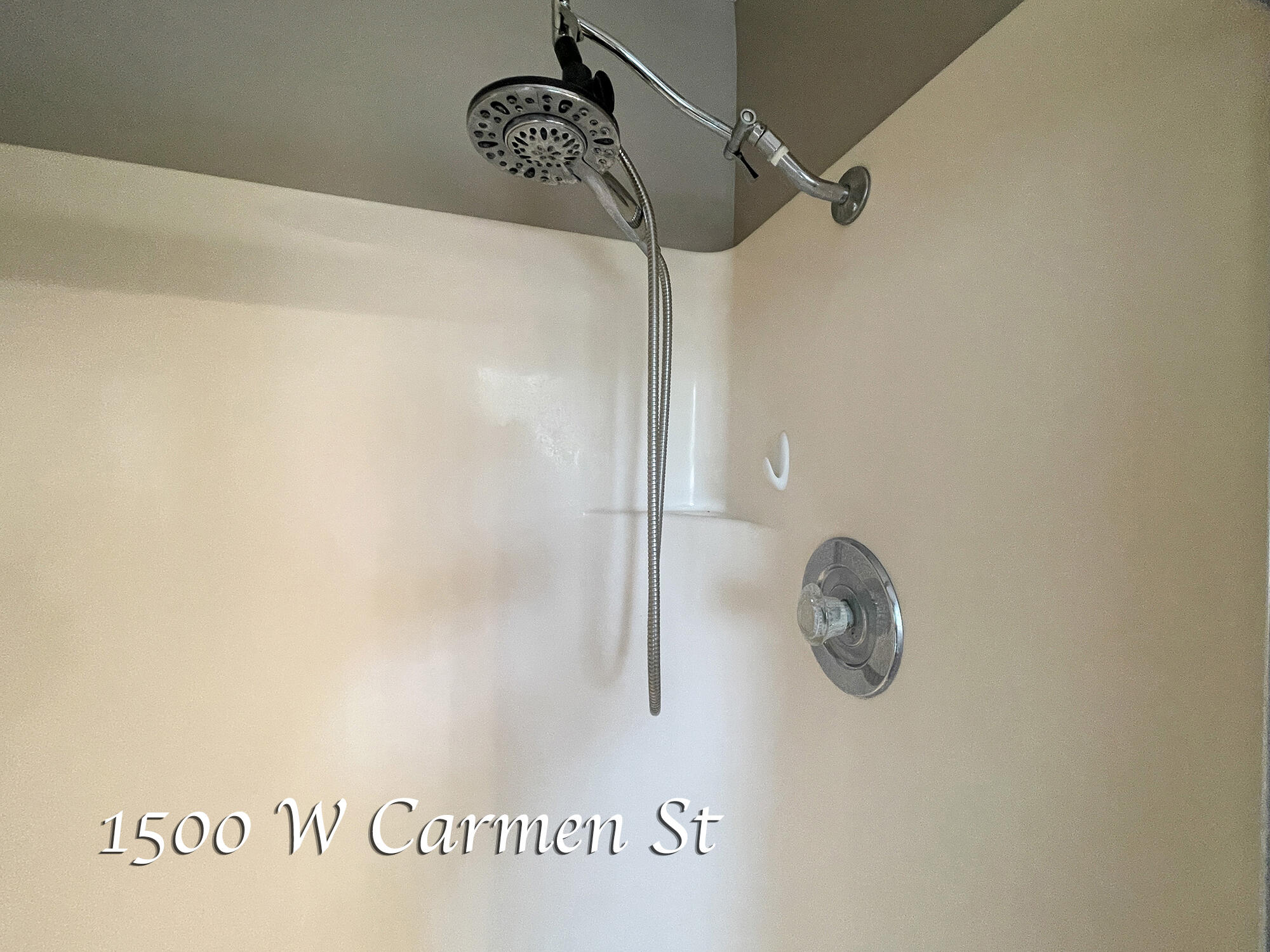 1500 West Carmen Street Property Photo 23