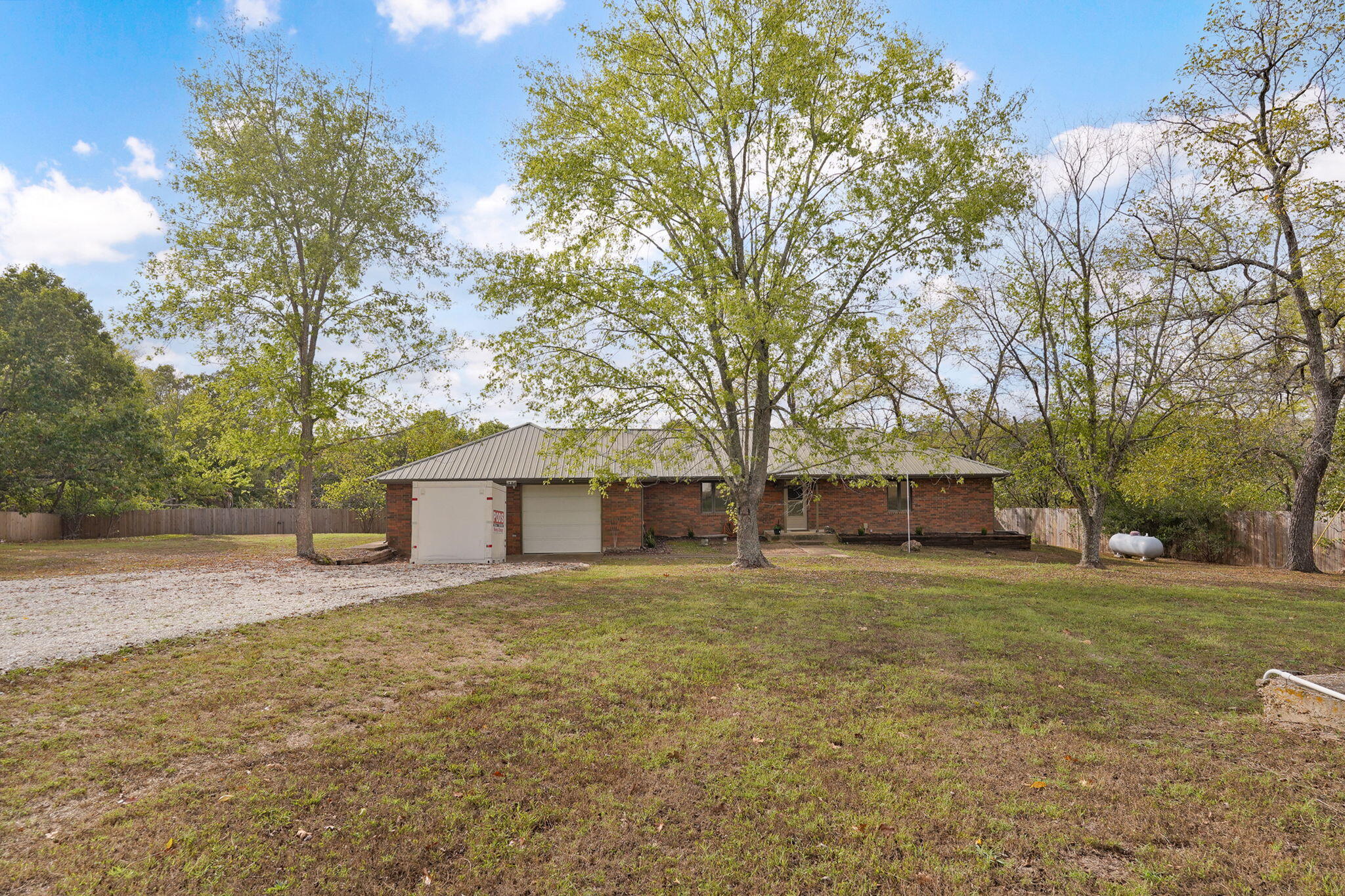371 Red Top Road Property Photo 1