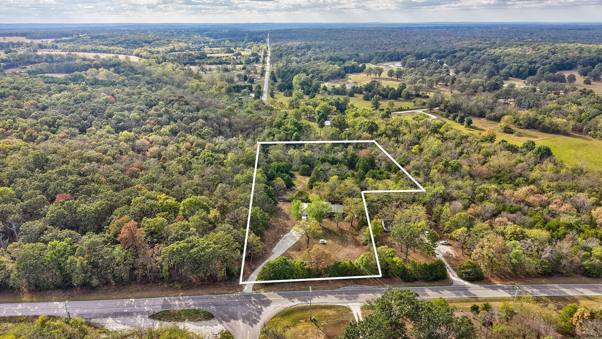 371 Red Top Road Property Photo 2