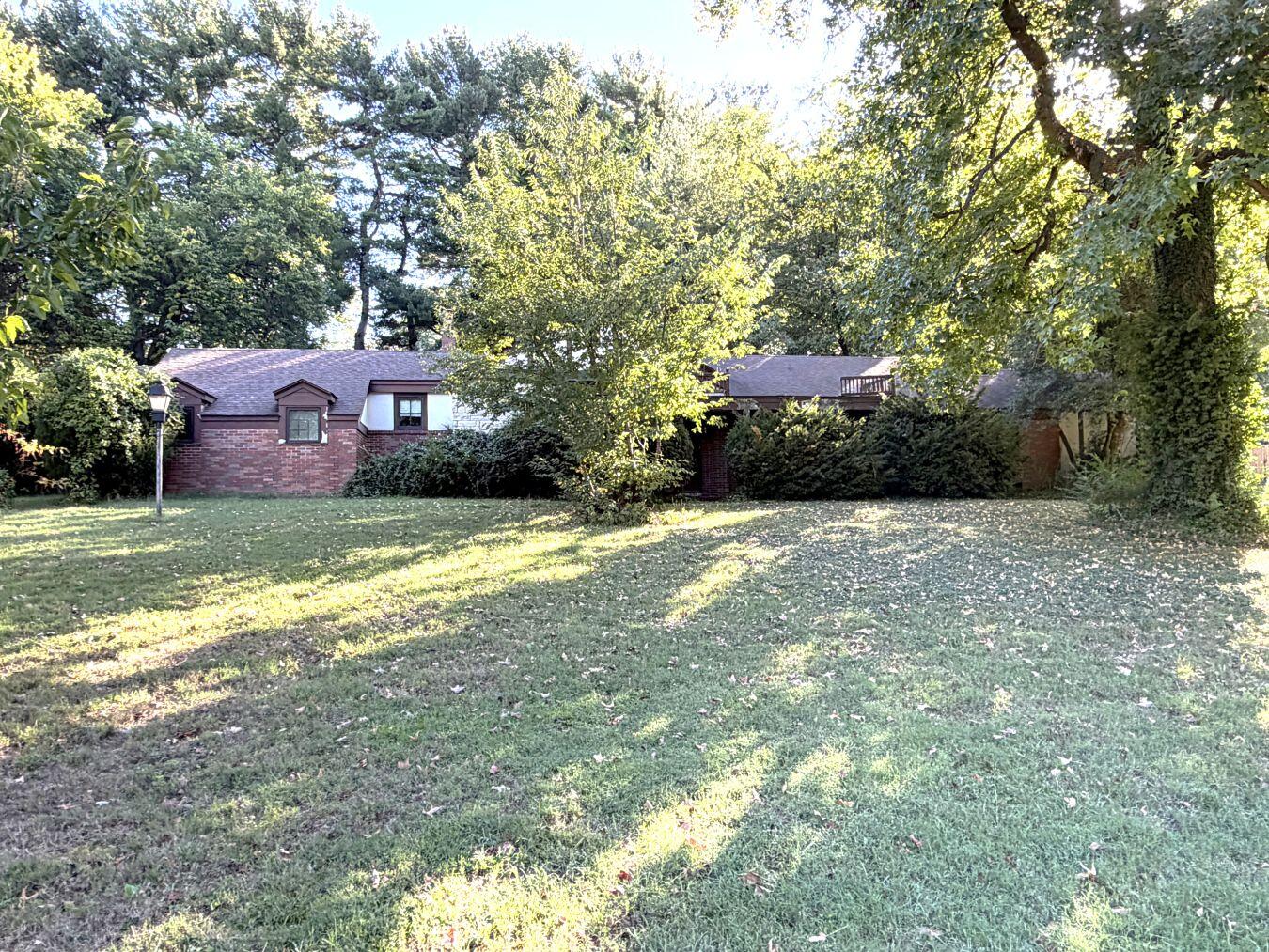 2468 South Brentwood Boulevard Property Photo 1