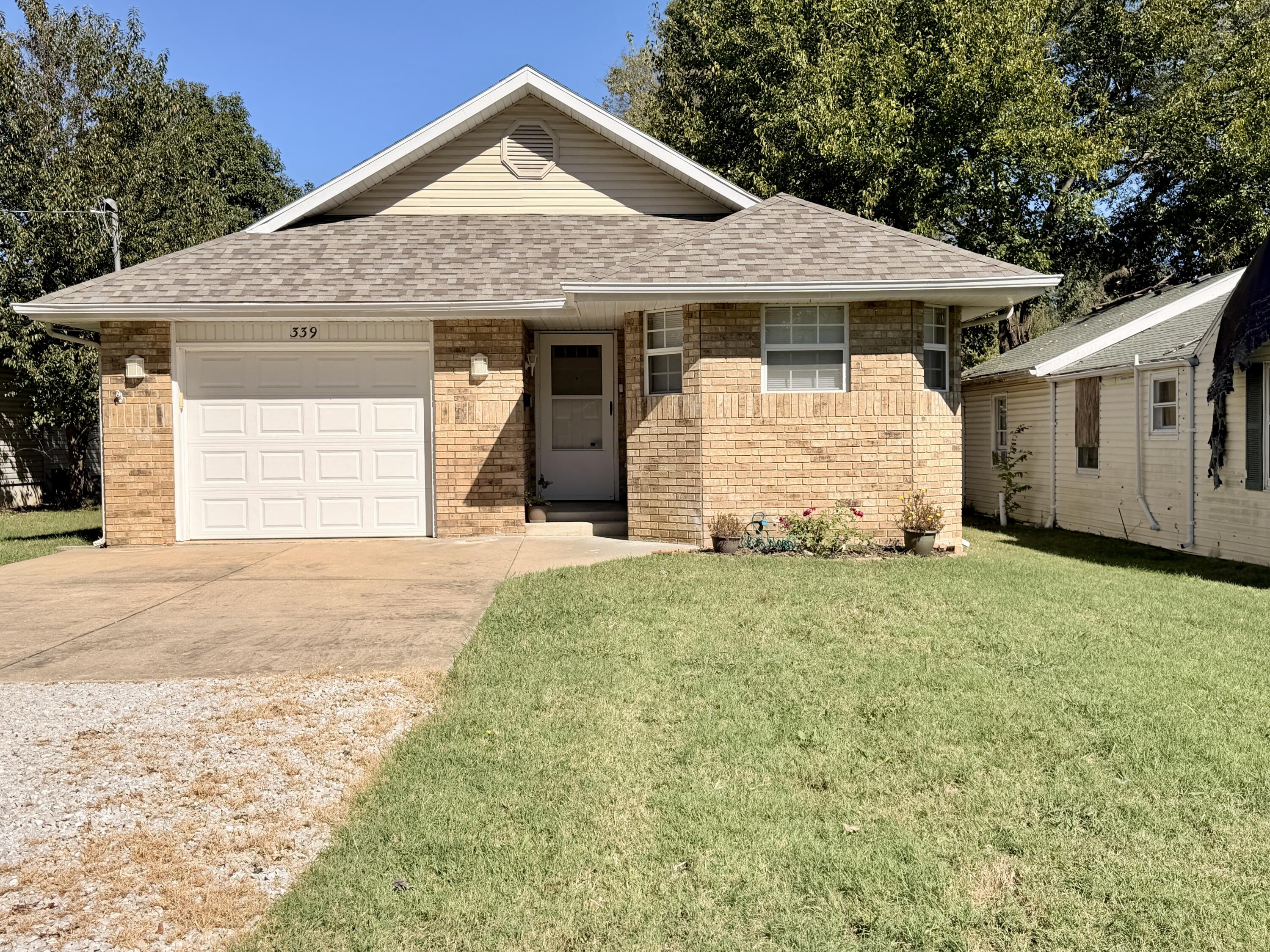 339 West Olive Street Property Photo 1