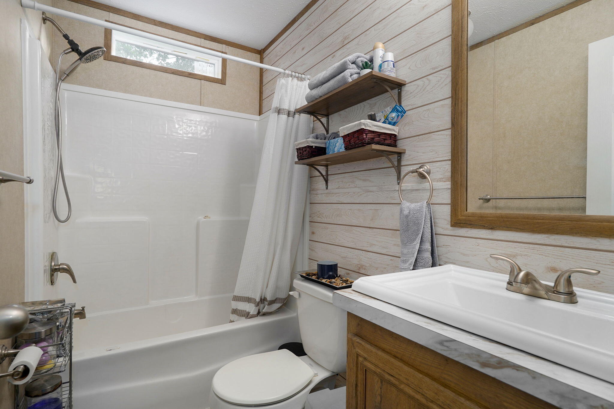 2041 2043 Us Highway 65 Property Photo 20
