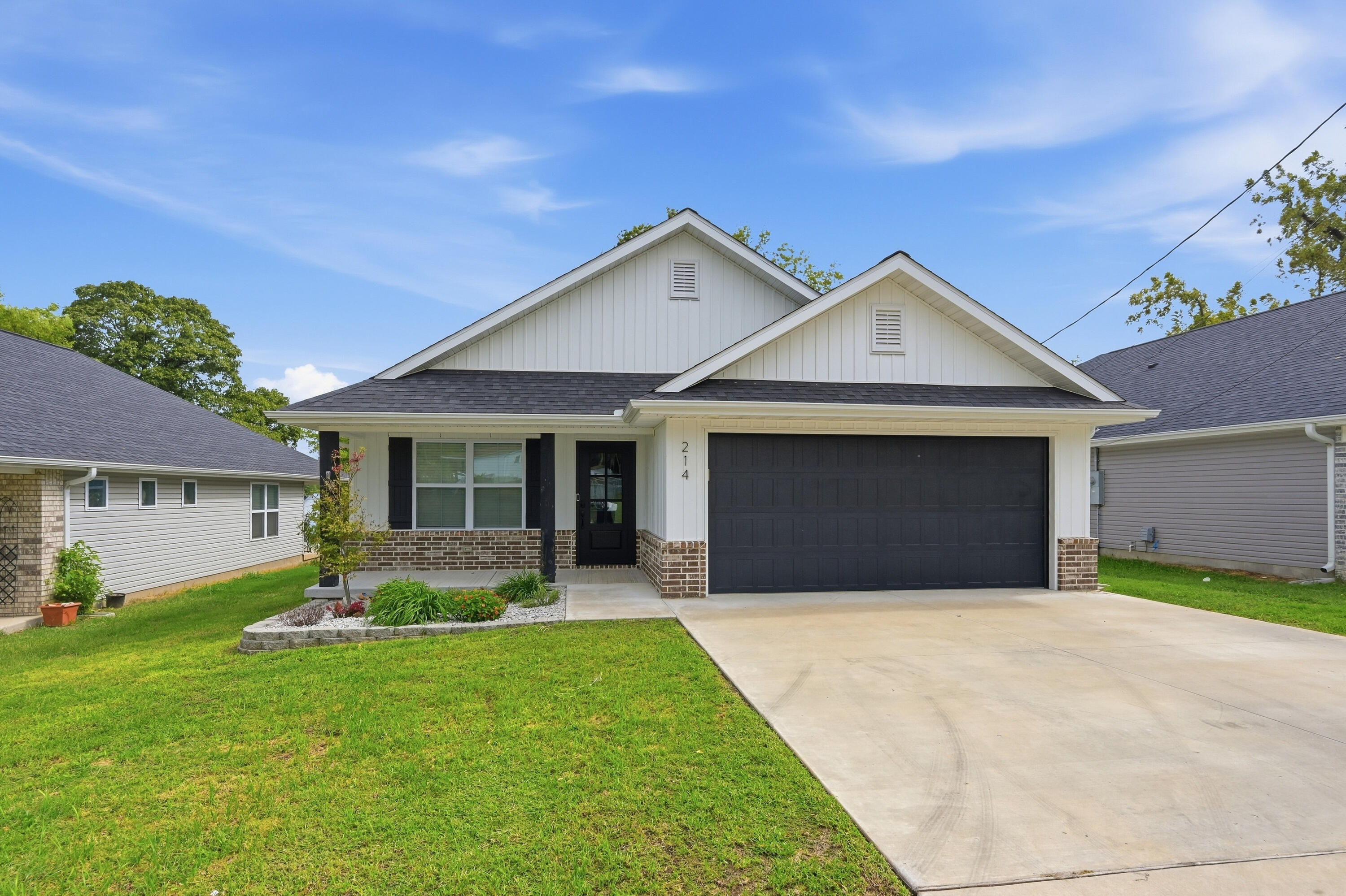 214 South 4th Street Property Photo 1