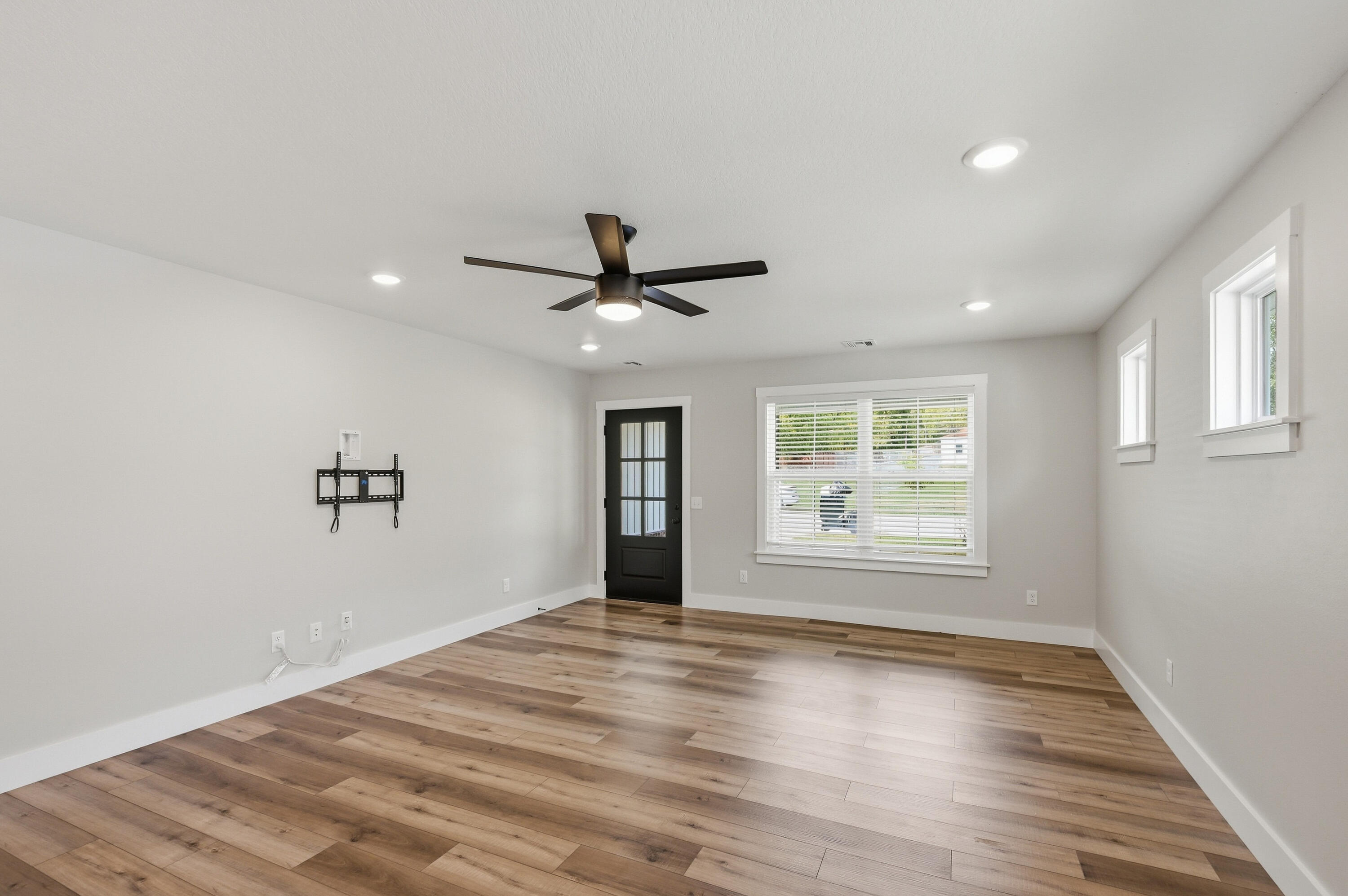 214 South 4th Street Property Photo 6