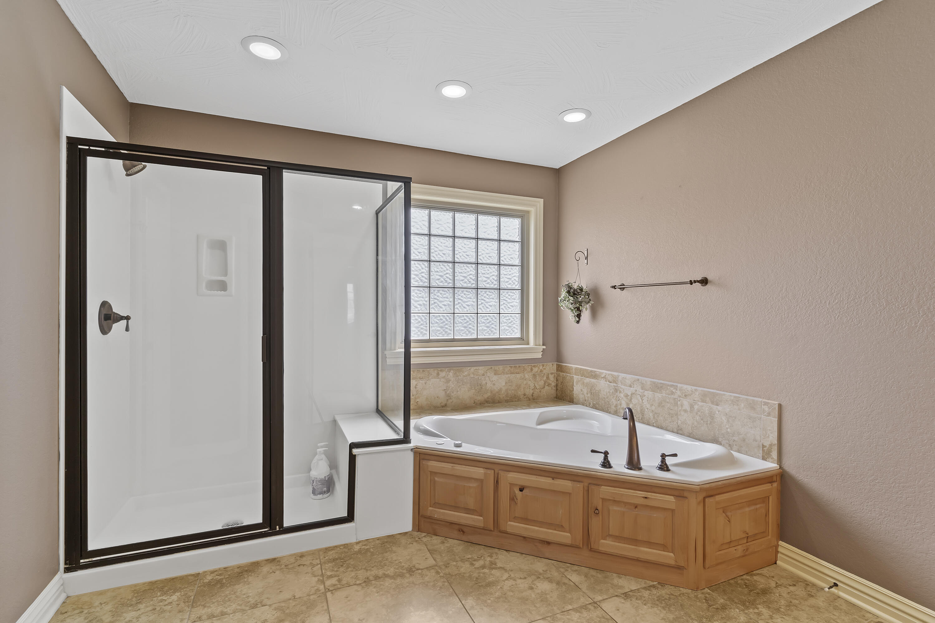 7008 Calabash Street Property Photo 28