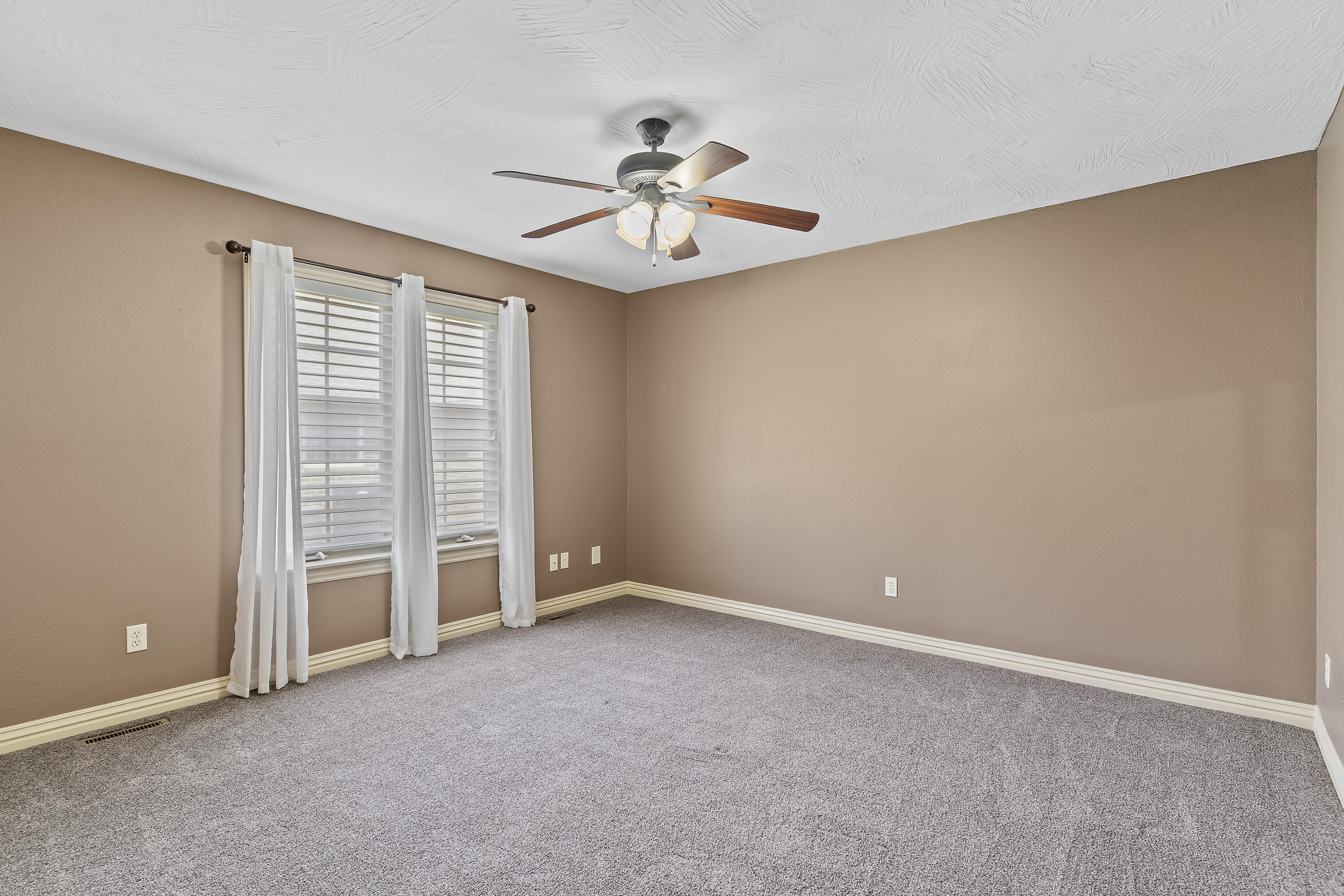 7008 Calabash Street Property Photo 35