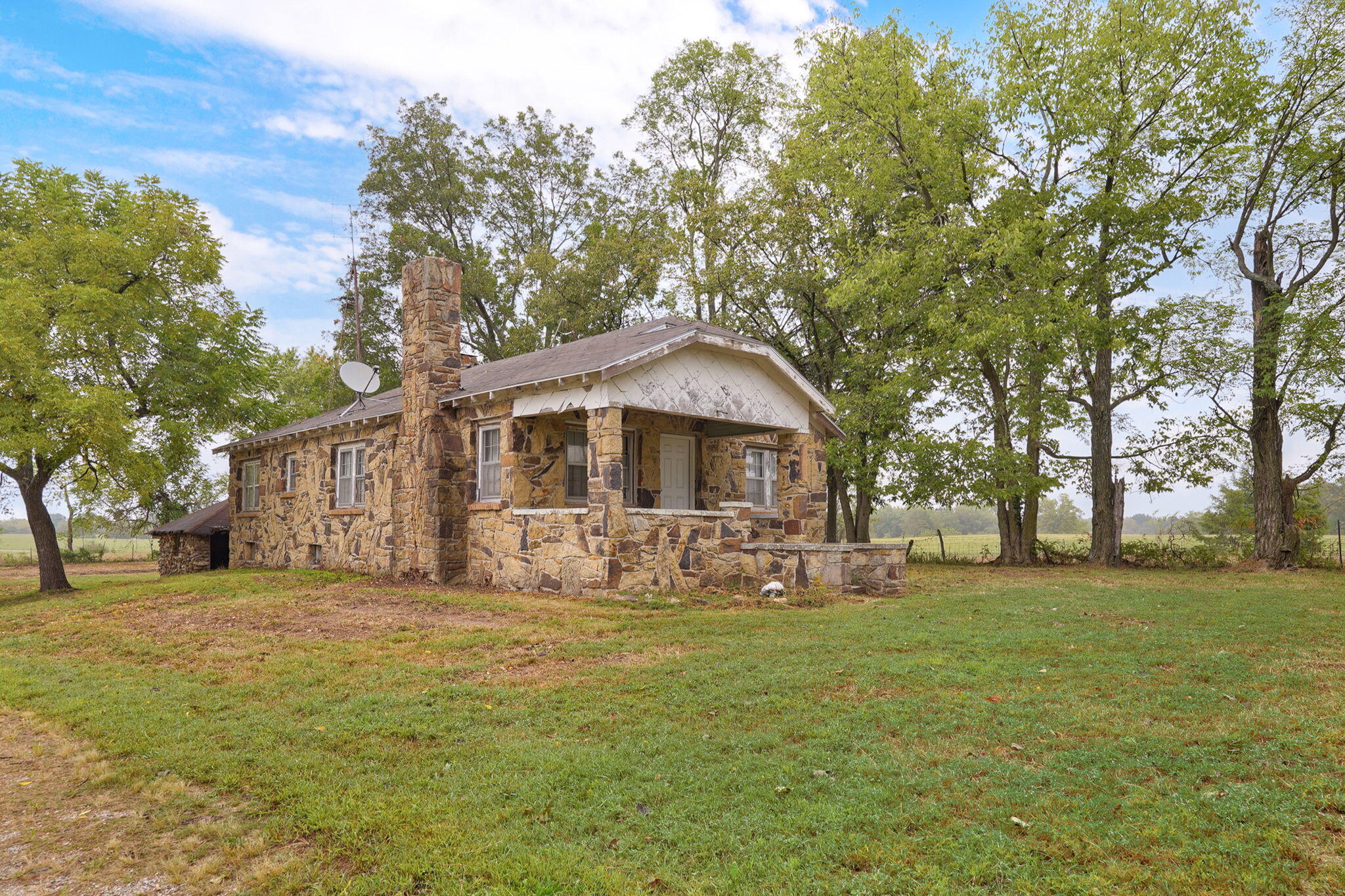 2033 West Union Chapel Road Property Photo 13