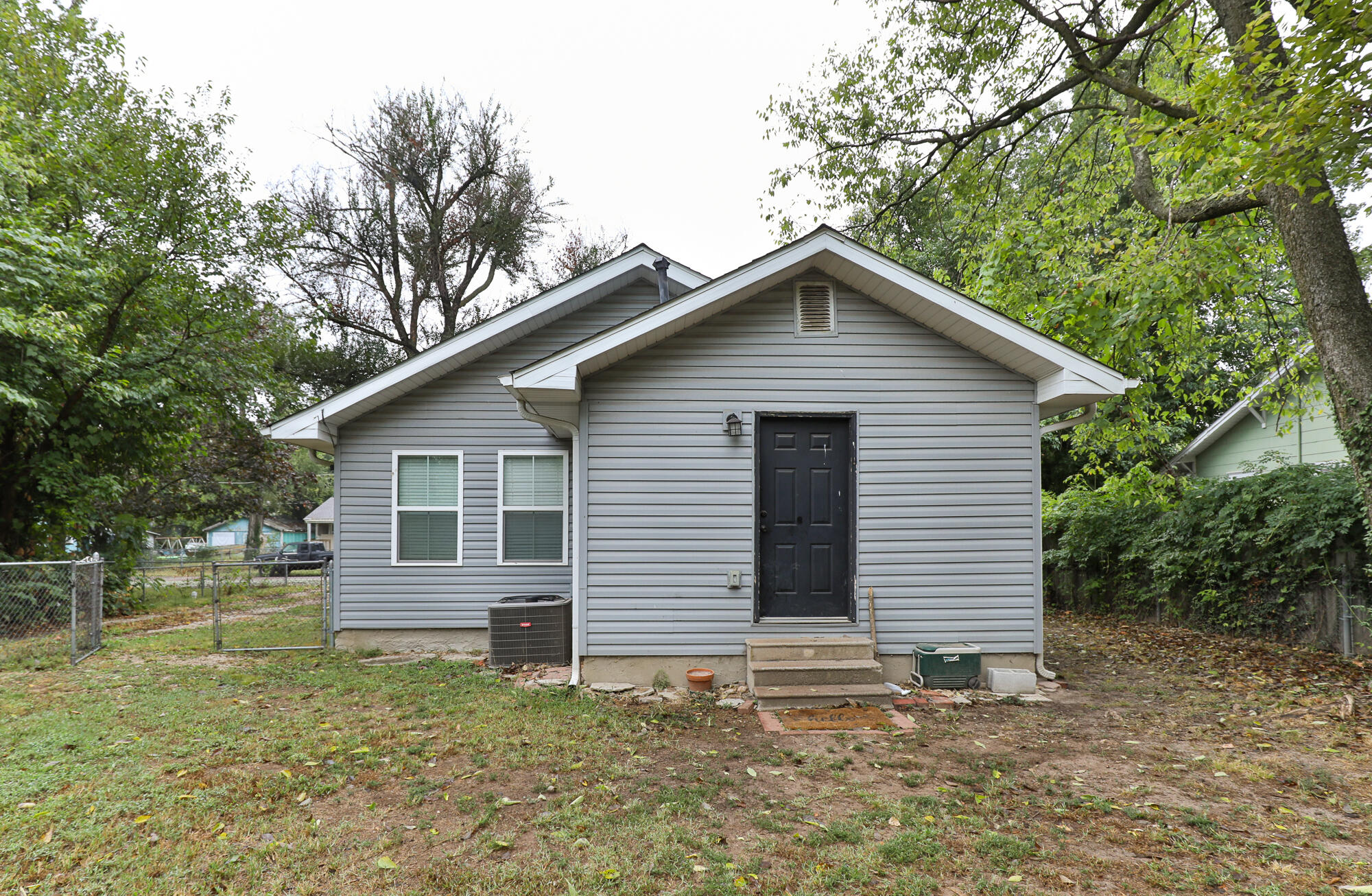 320 North Park Avenue Property Photo 20
