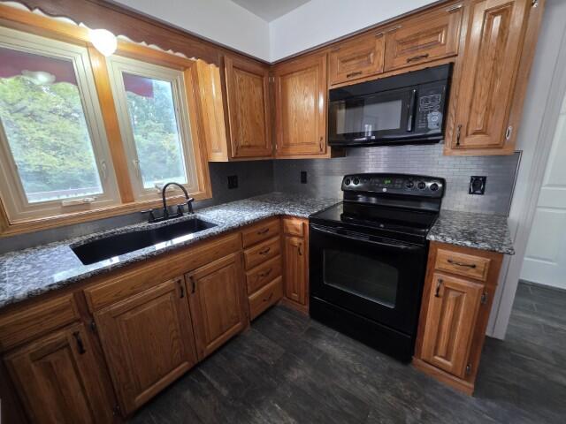 1549 Cox Lane South Property Photo 10