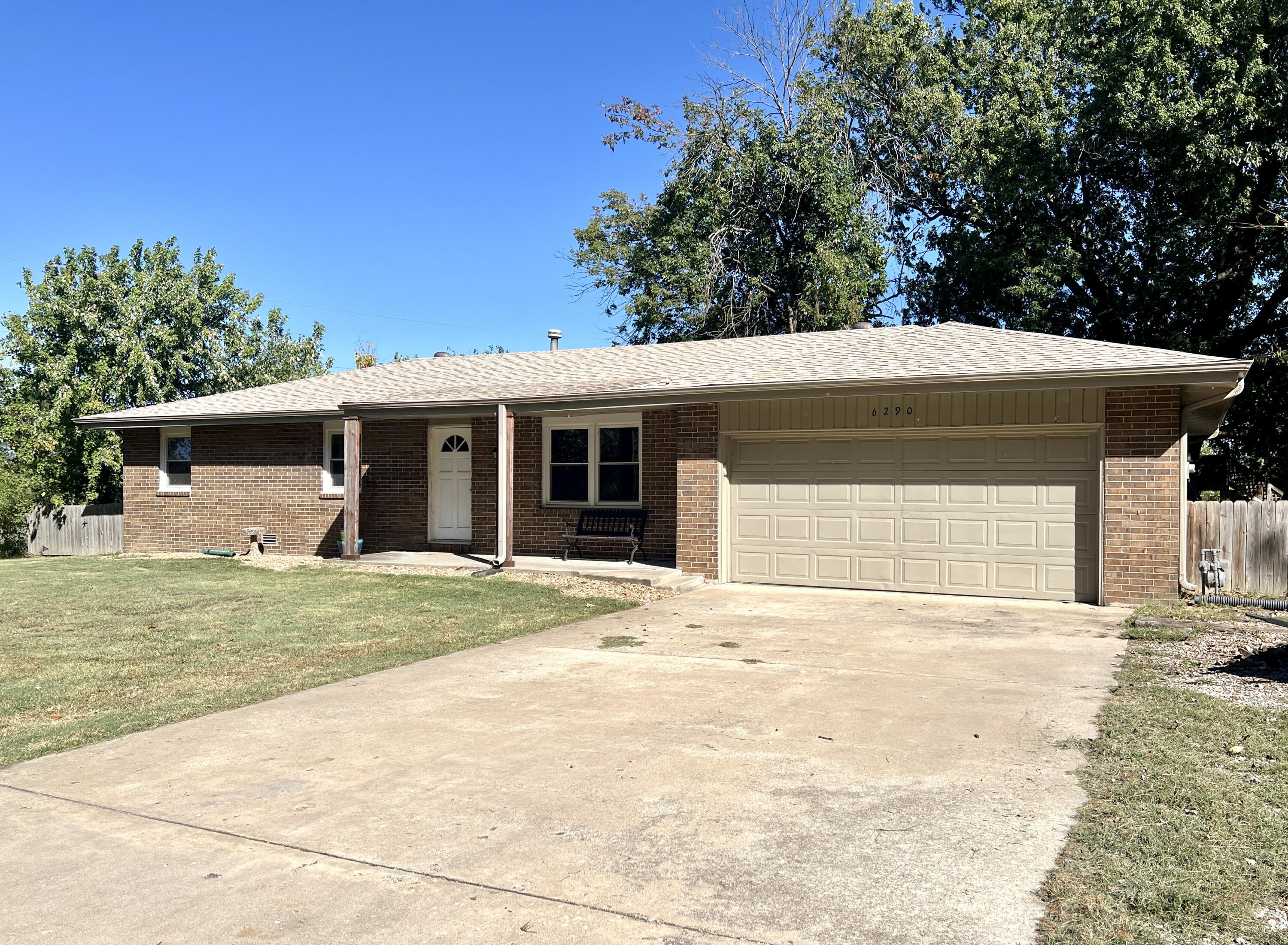 6290 North Alan Avenue Property Photo 1