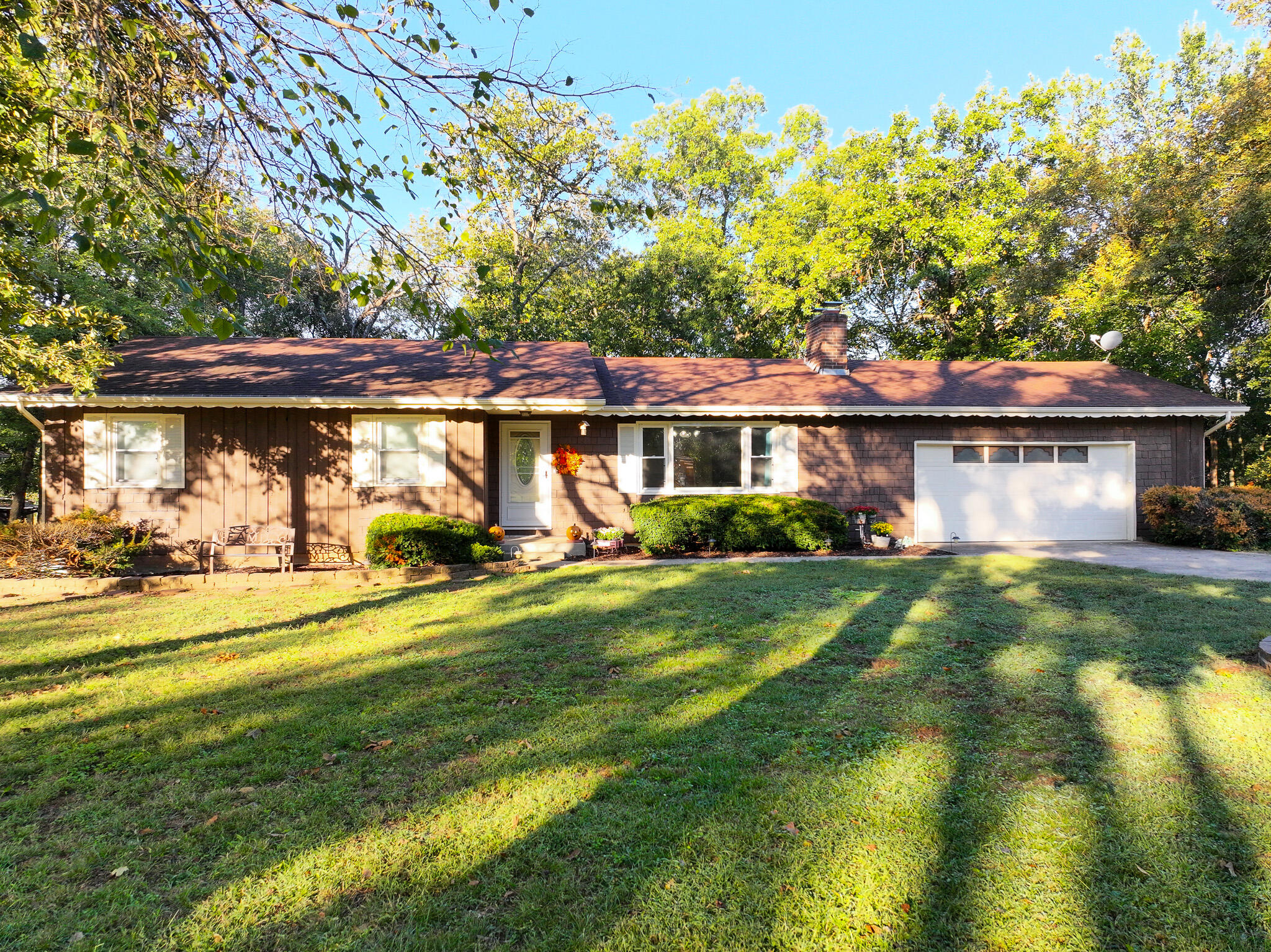 1340 South 145 Road Property Photo 1