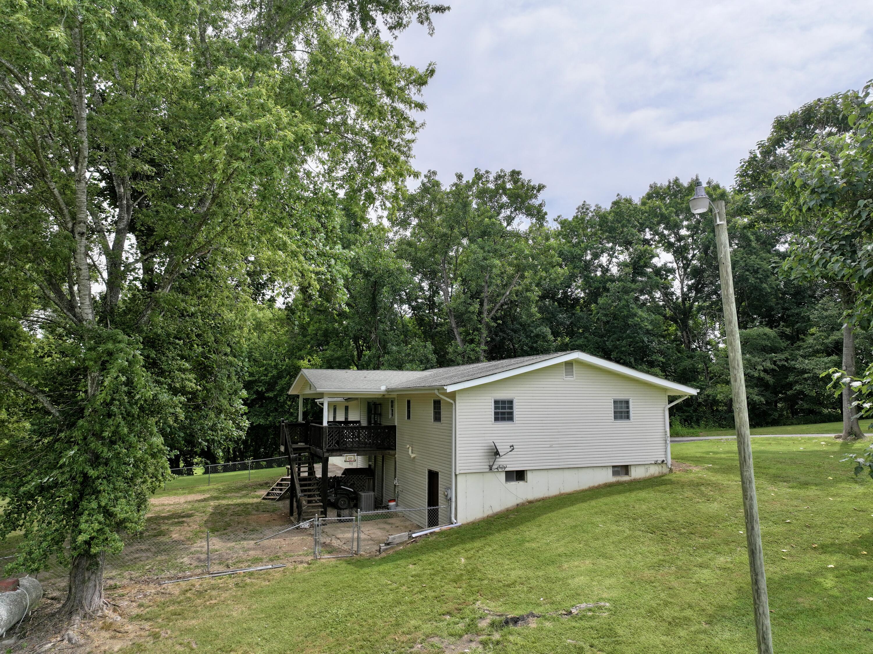 231 Carter County M 100 Property Photo 4