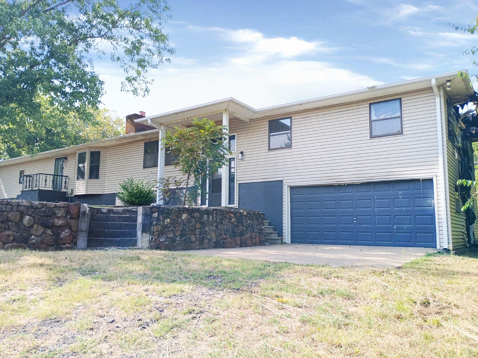 557 East Church Street Property Photo 3