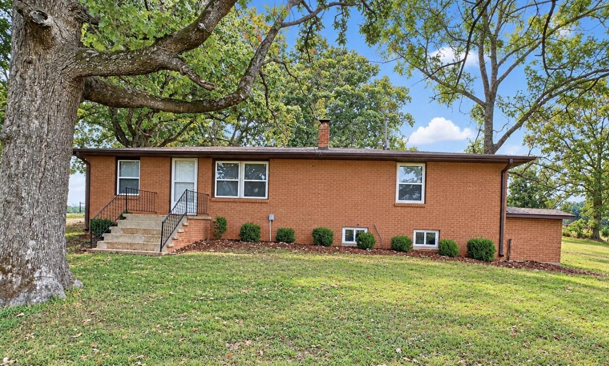 1350 County Road 405 Property Photo 1