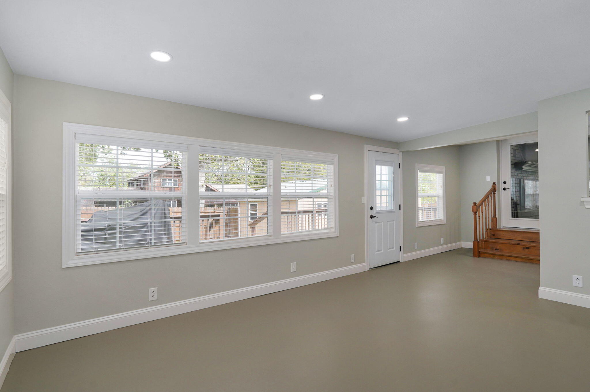 530 Oak Lane Property Photo 14