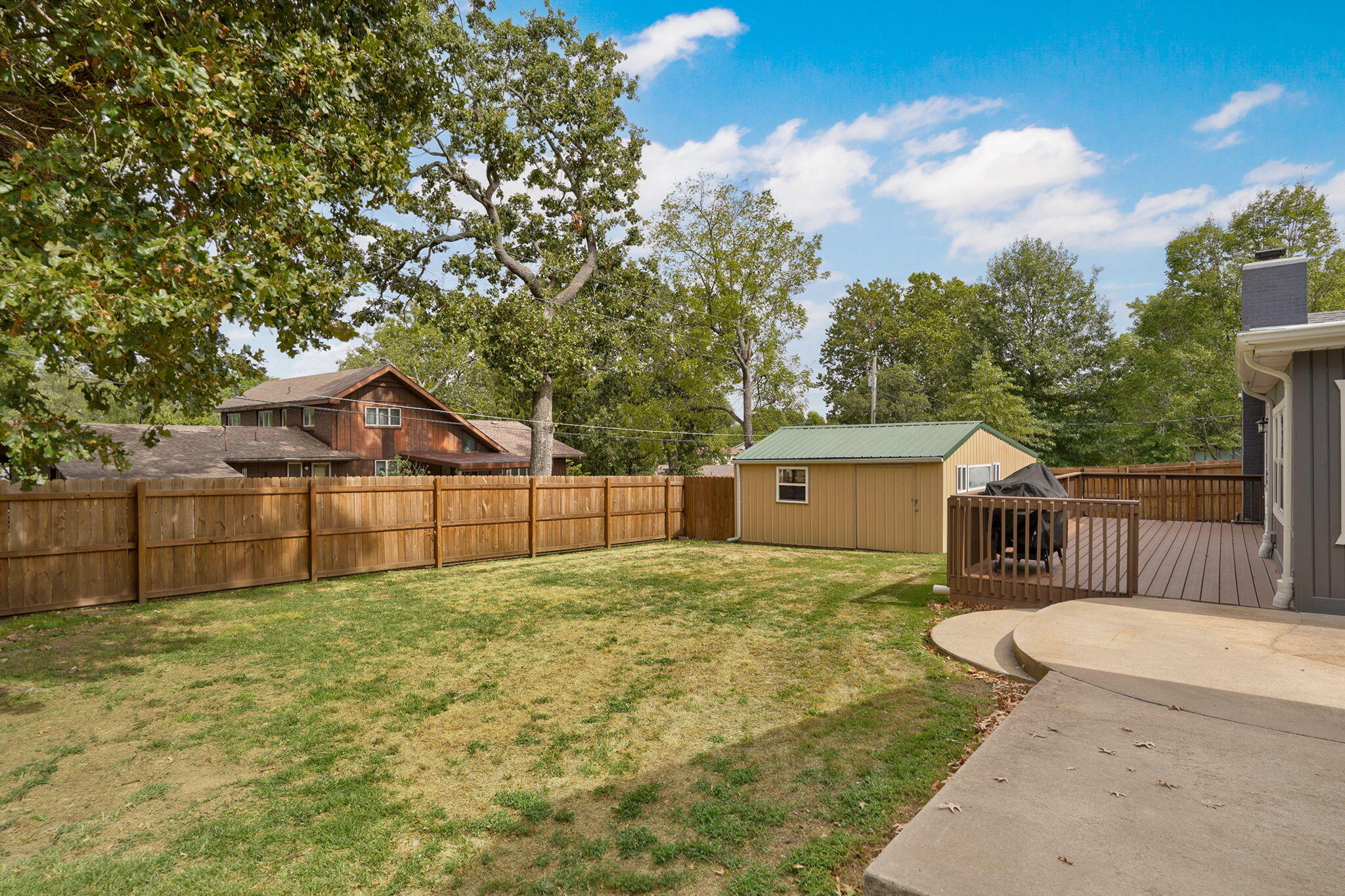 530 Oak Lane Property Photo 31
