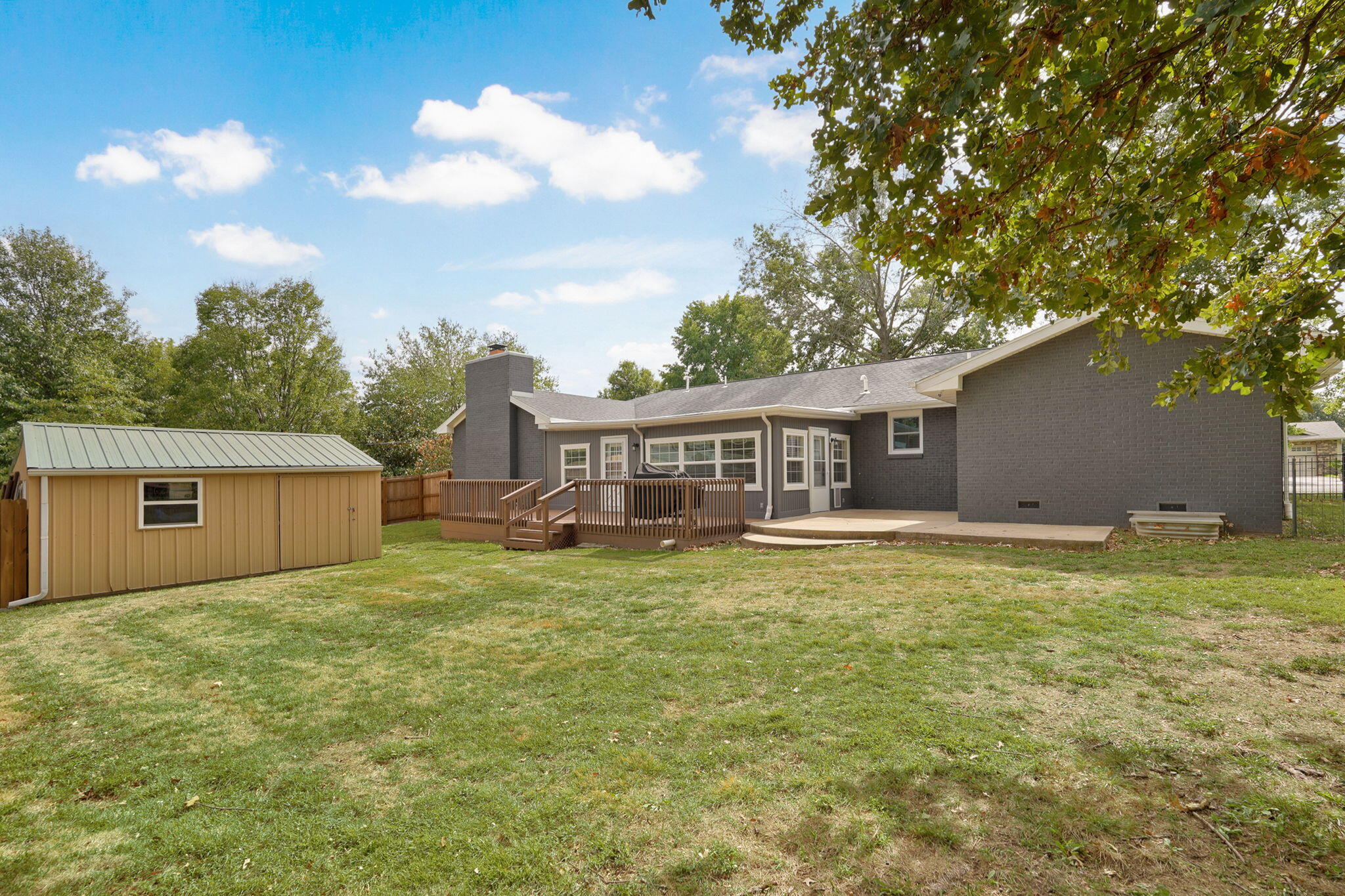 530 Oak Lane Property Photo 32