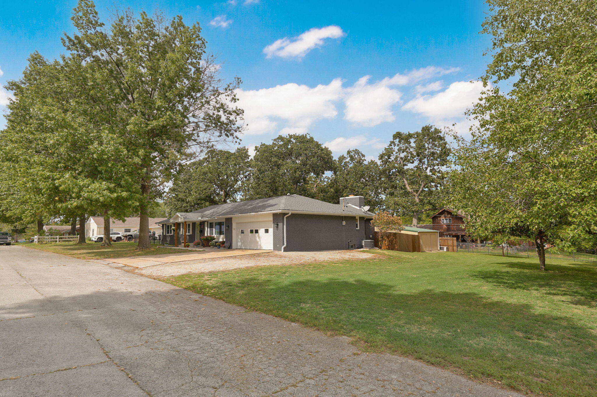 530 Oak Lane Property Photo 37