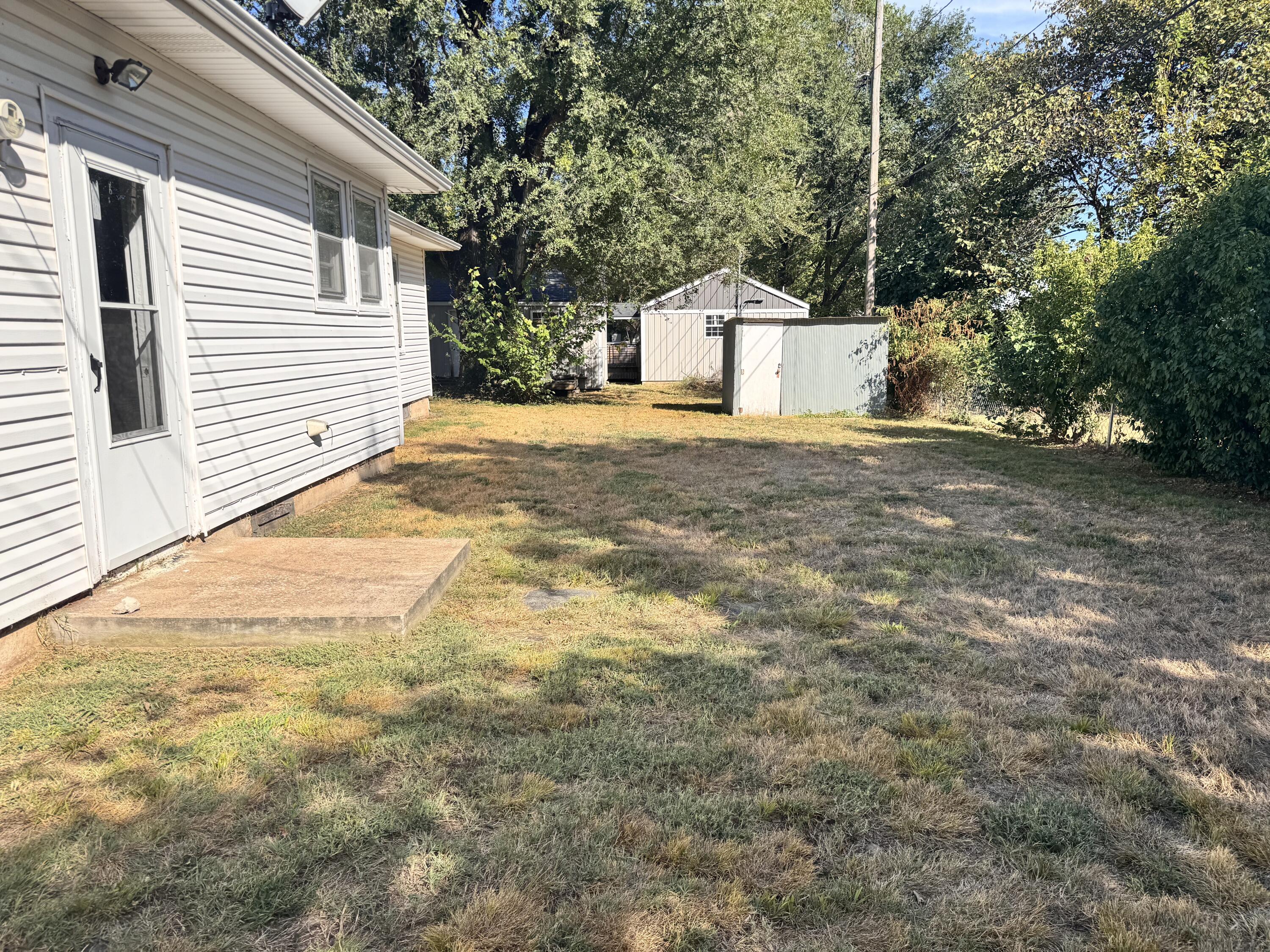 1016 East Cherokee Street Property Photo 11