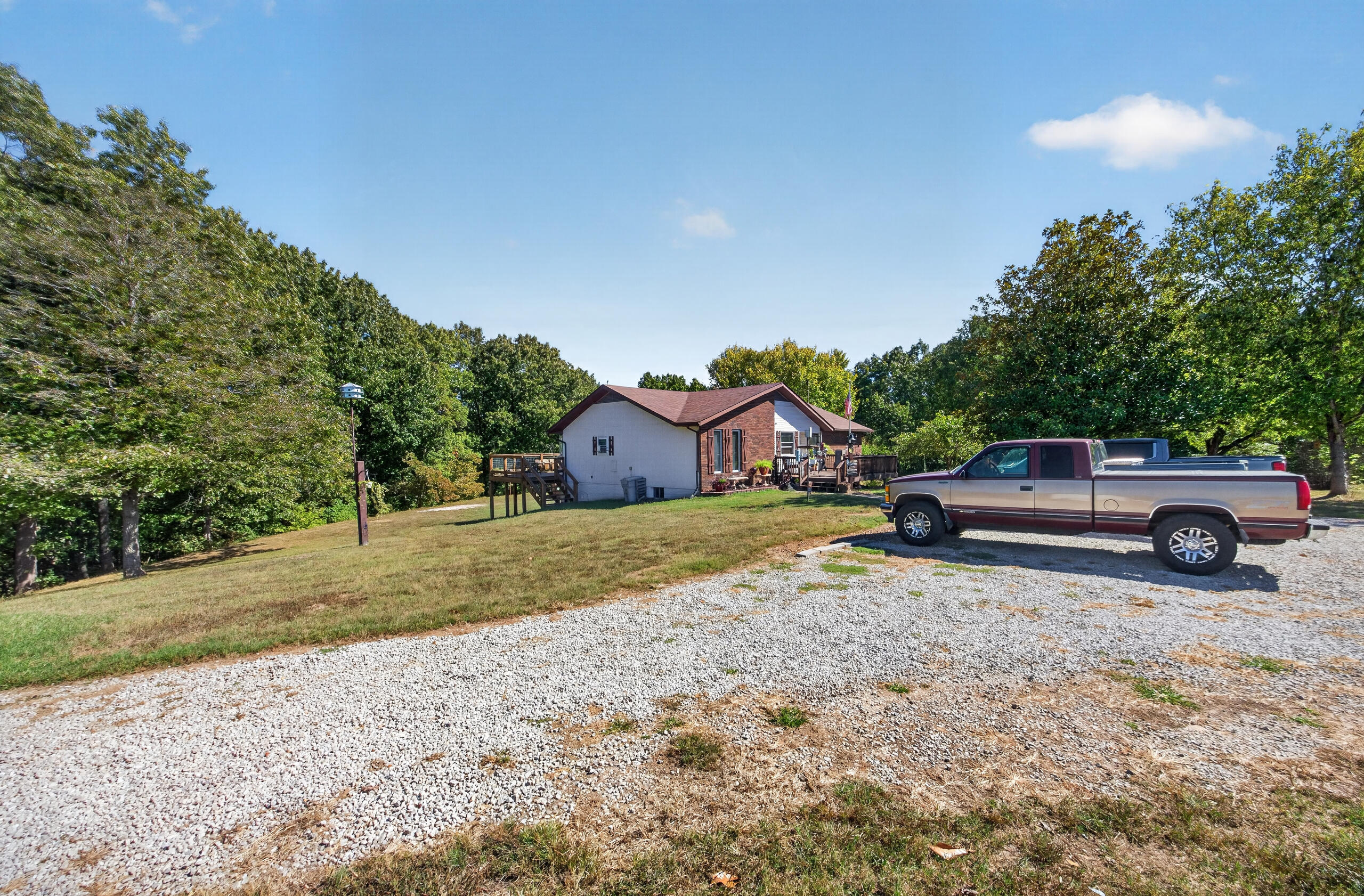 1144 Keystone Road Property Photo 3