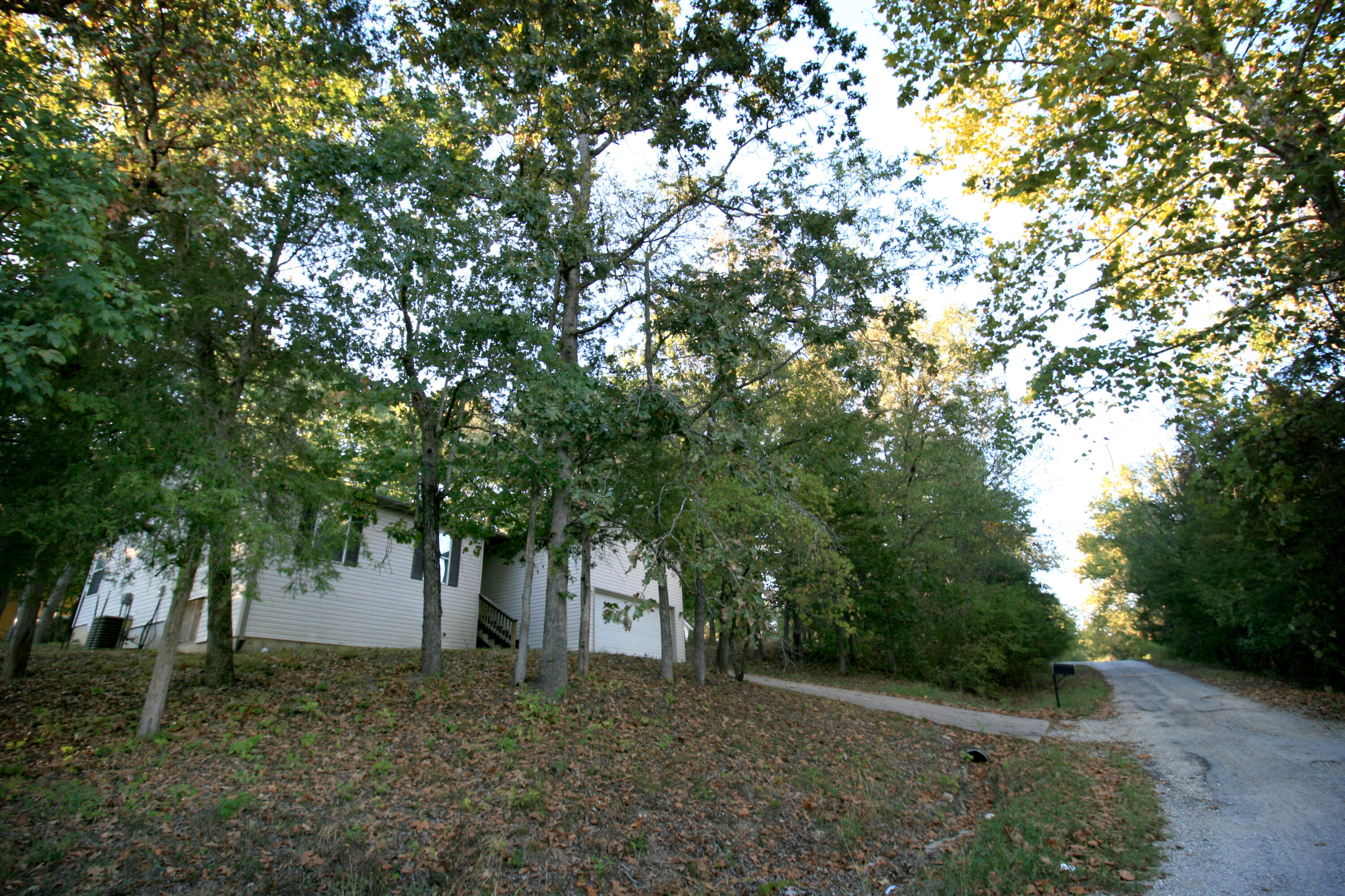 4040 Poplar Road Property Photo 2