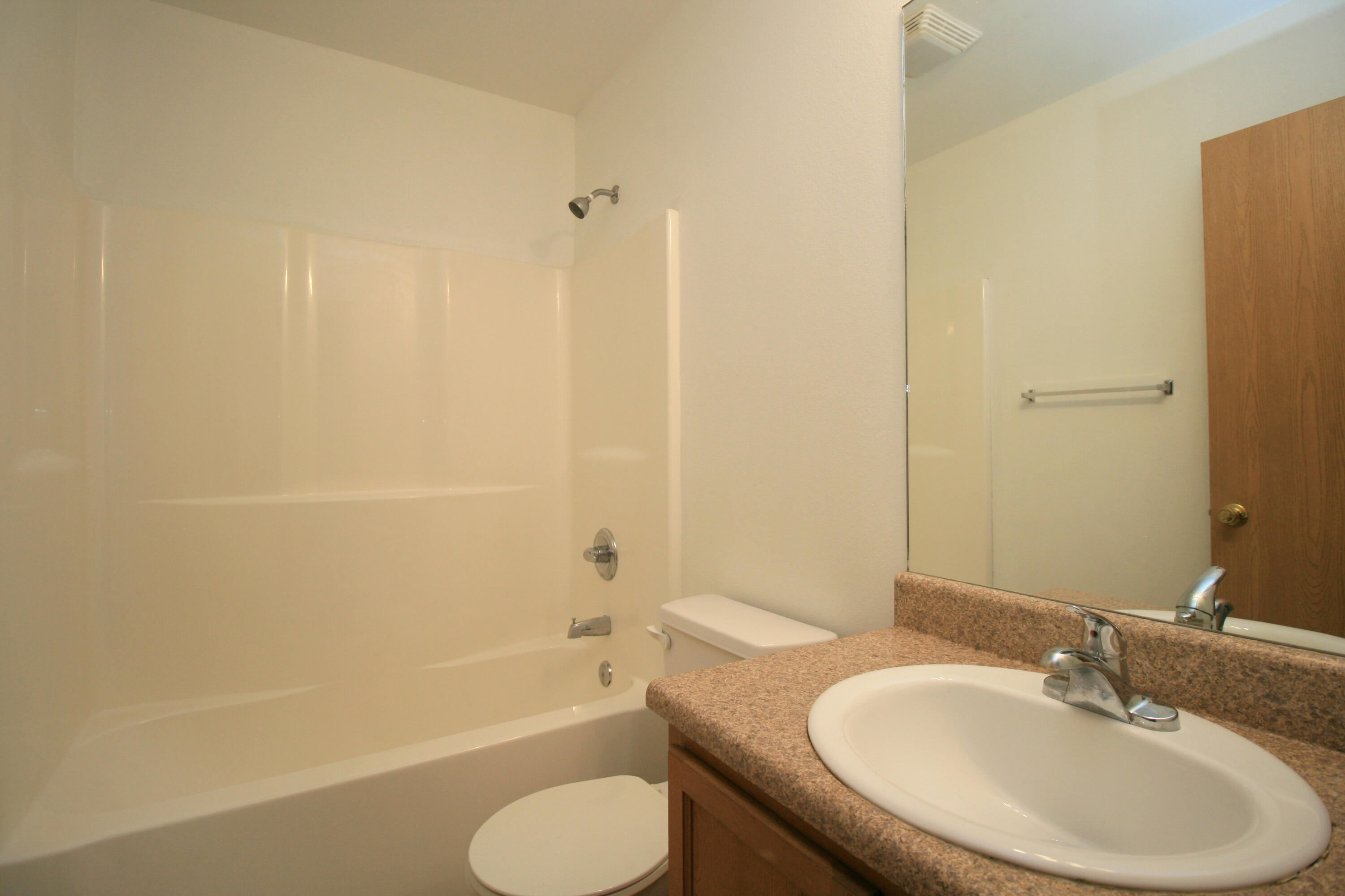 4040 Poplar Road Property Photo 11