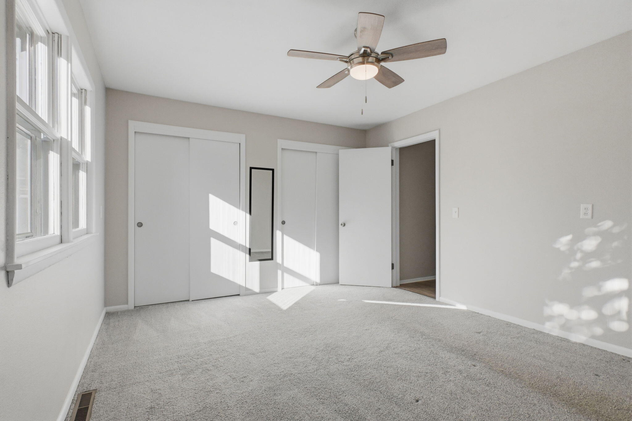 310 East Freeman Street Property Photo 18