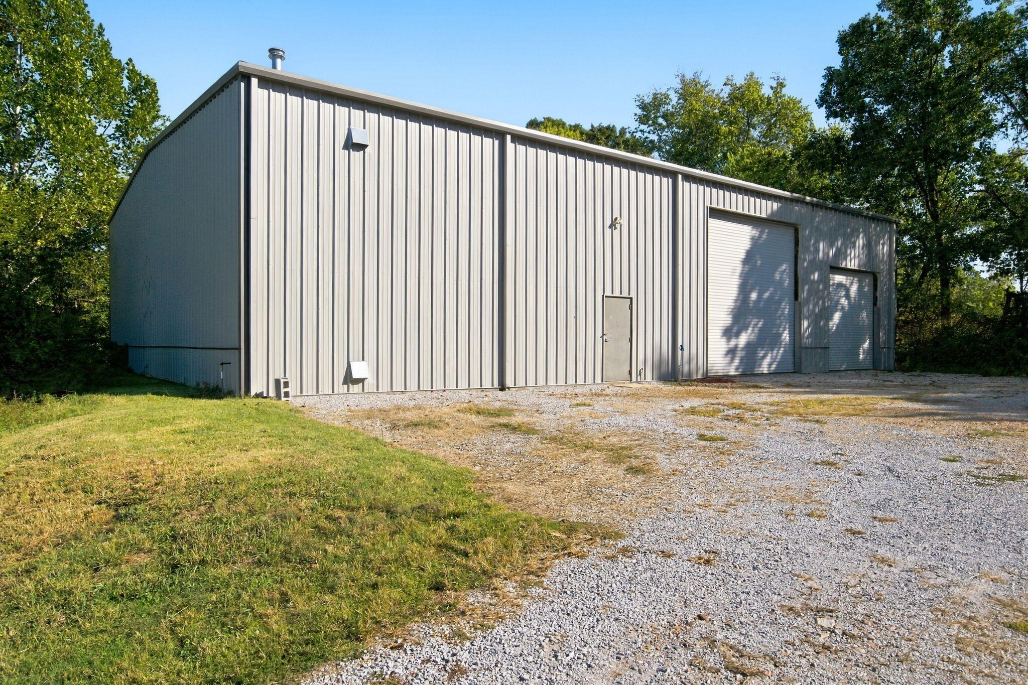 940 South Old Riverdale Road Property Photo 30