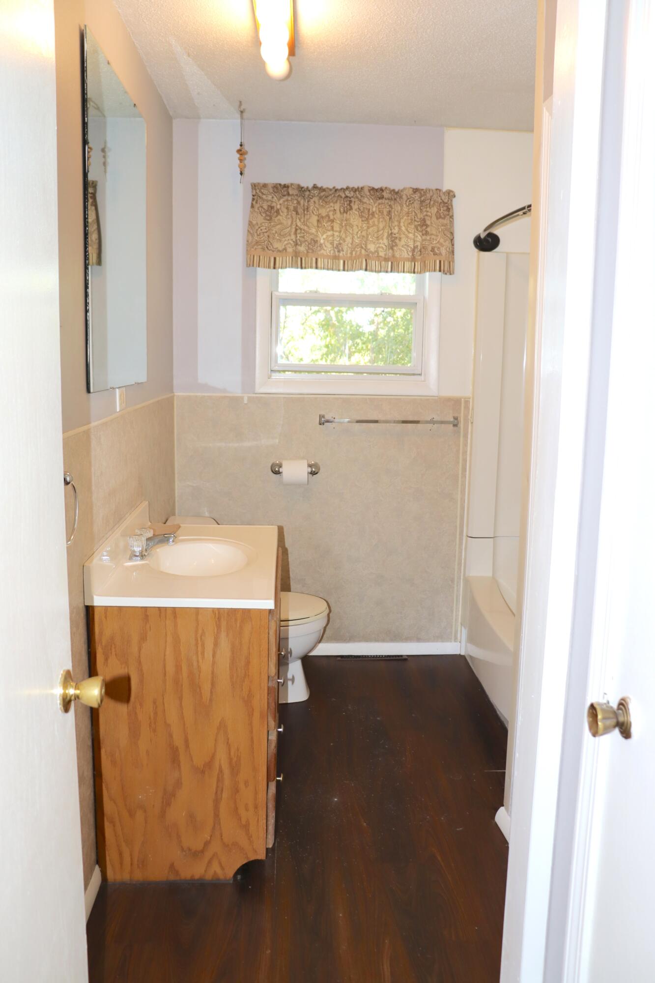 232 East Miller Street Property Photo 9