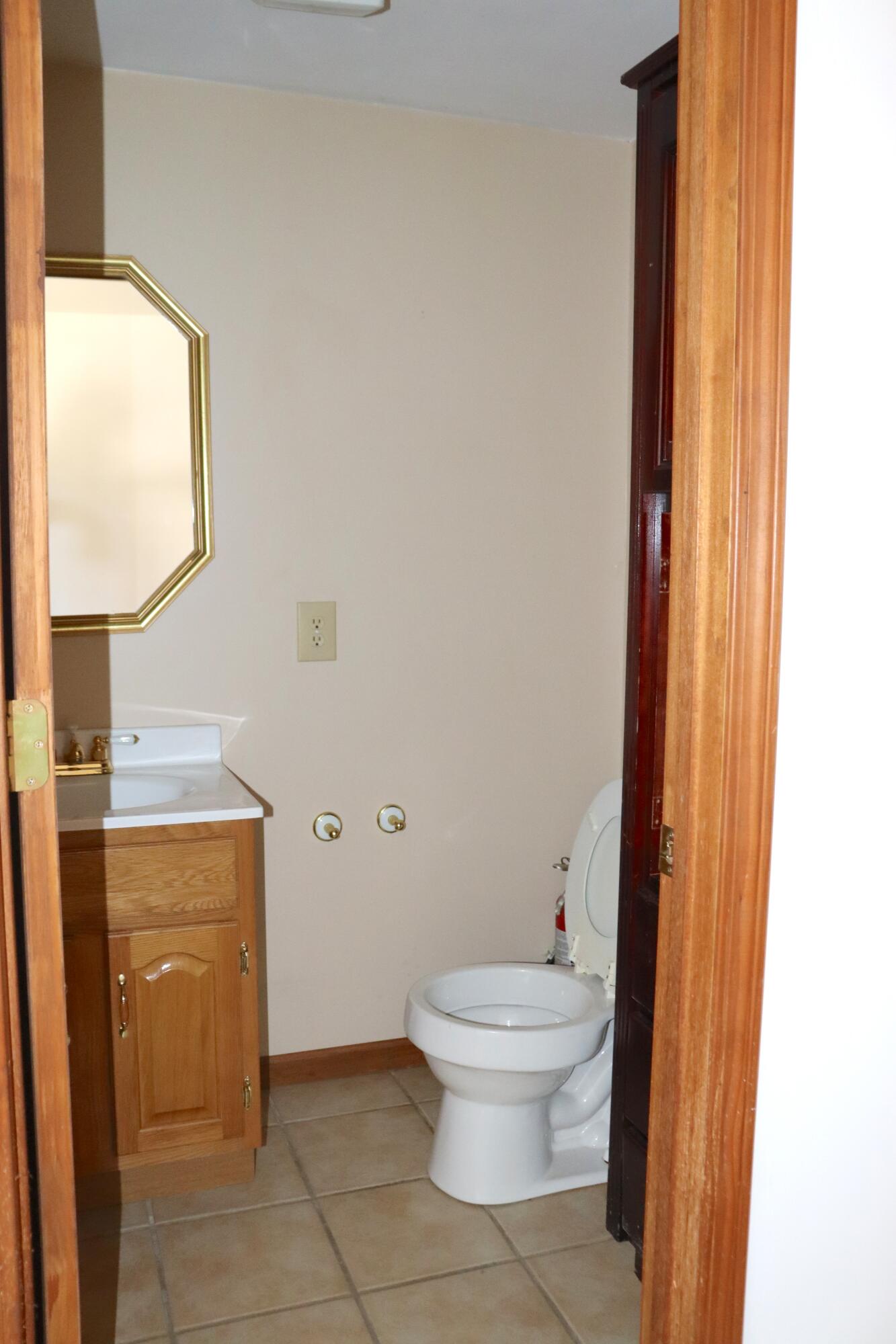 232 East Miller Street Property Photo 15