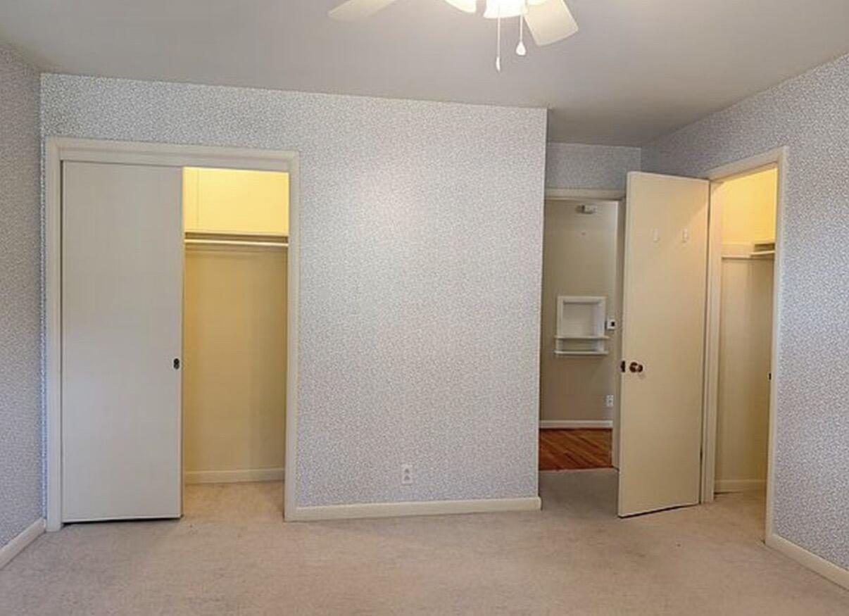 2402 East 11th Street Property Photo 16