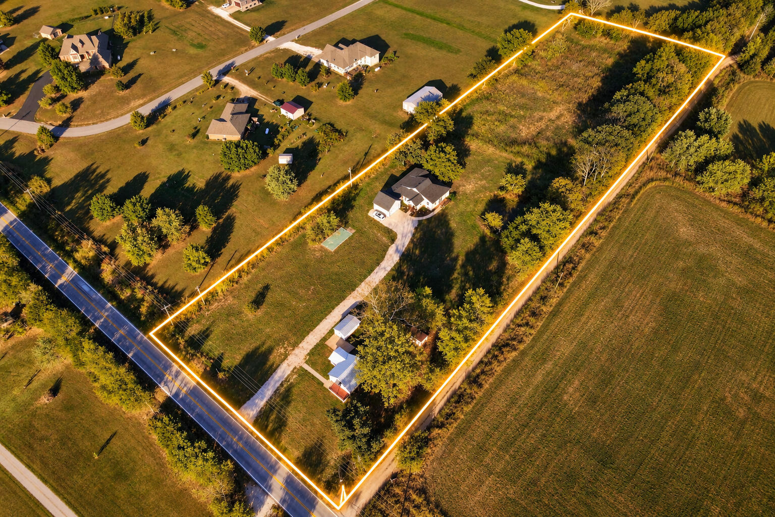 6074 6080 North State Highway 125 Property Photo 1