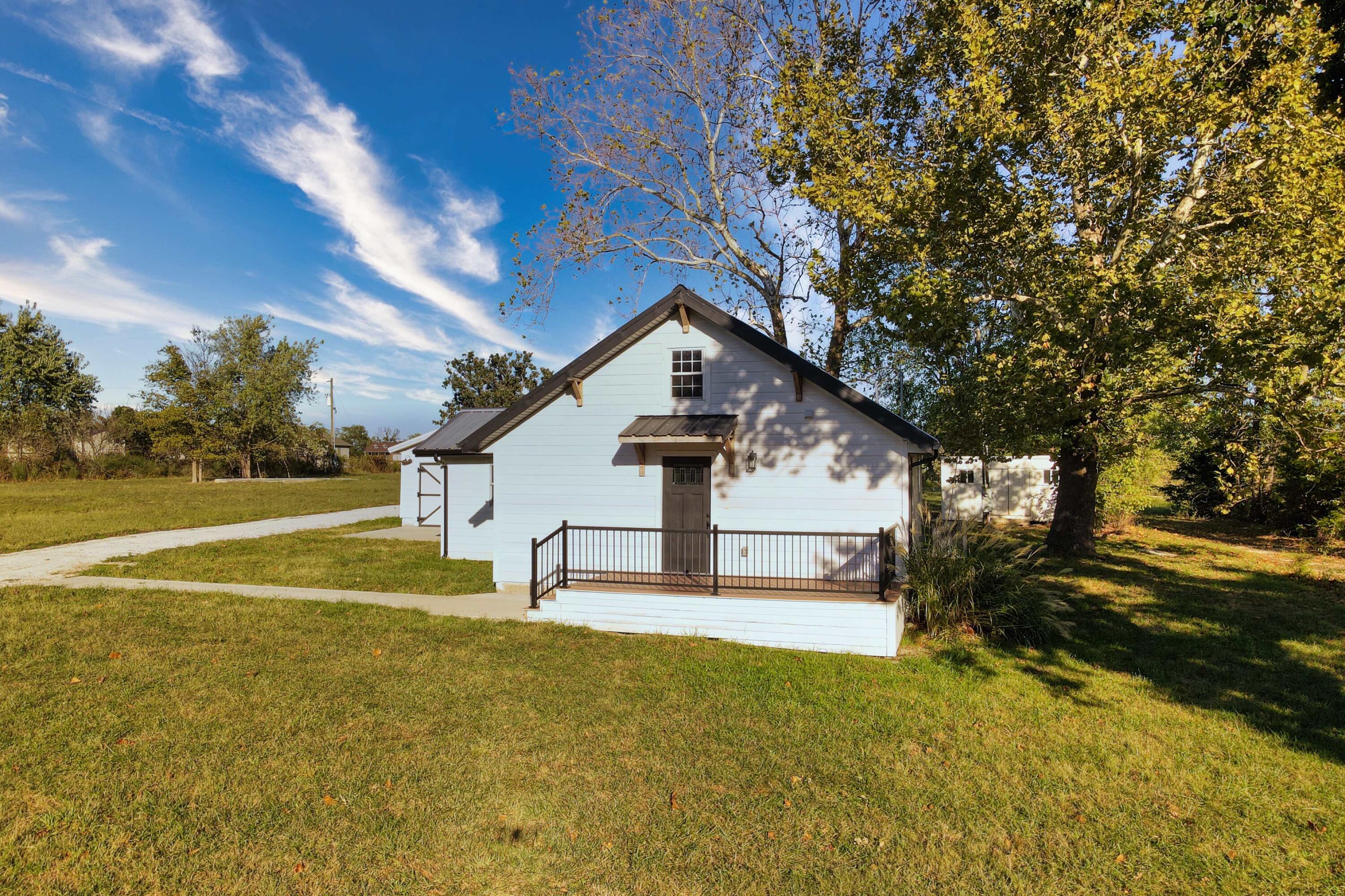 6074 6080 North State Highway 125 Property Photo 11